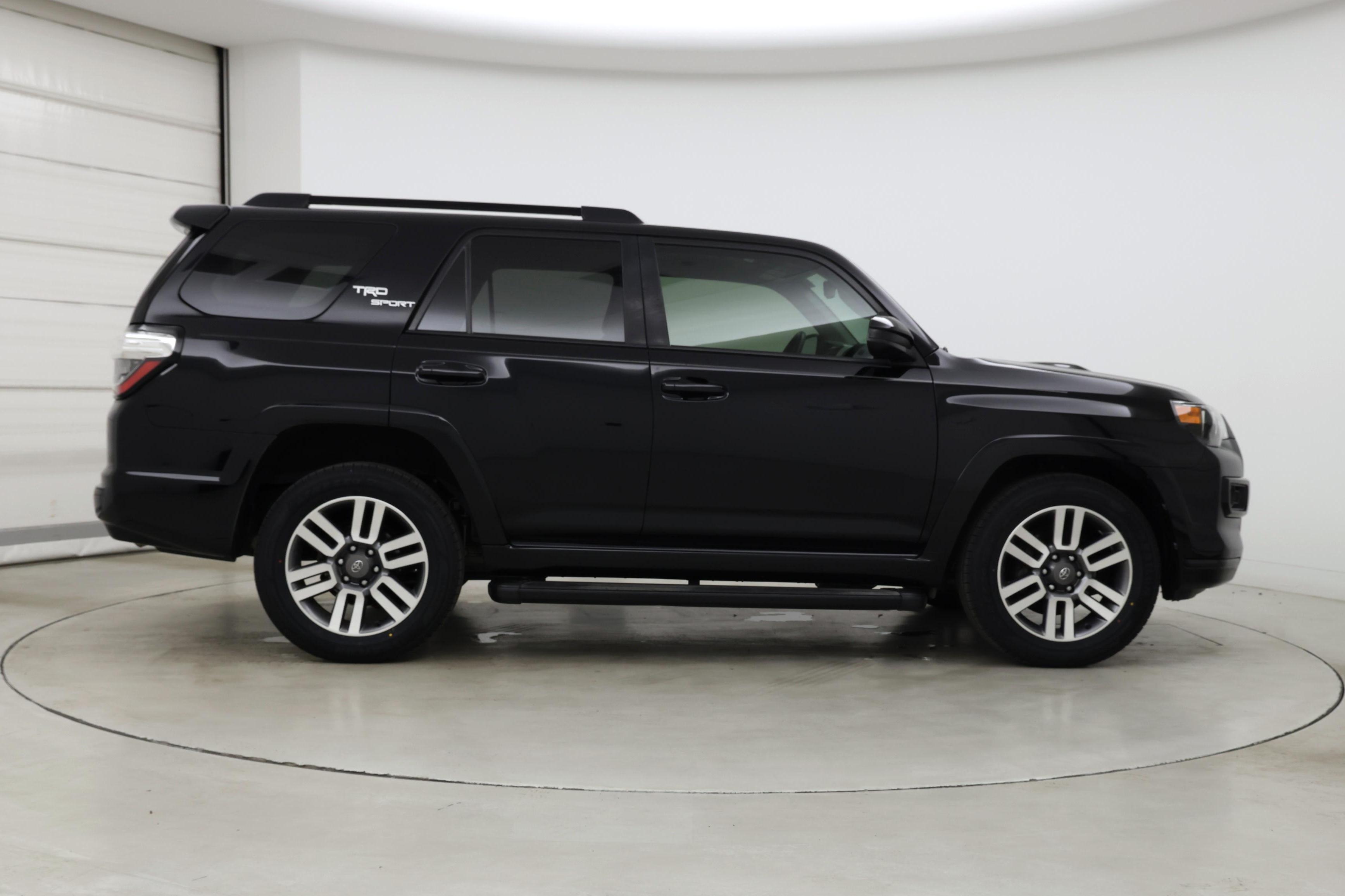 Thumbnail: 2022 Toyota 4Runner - 7