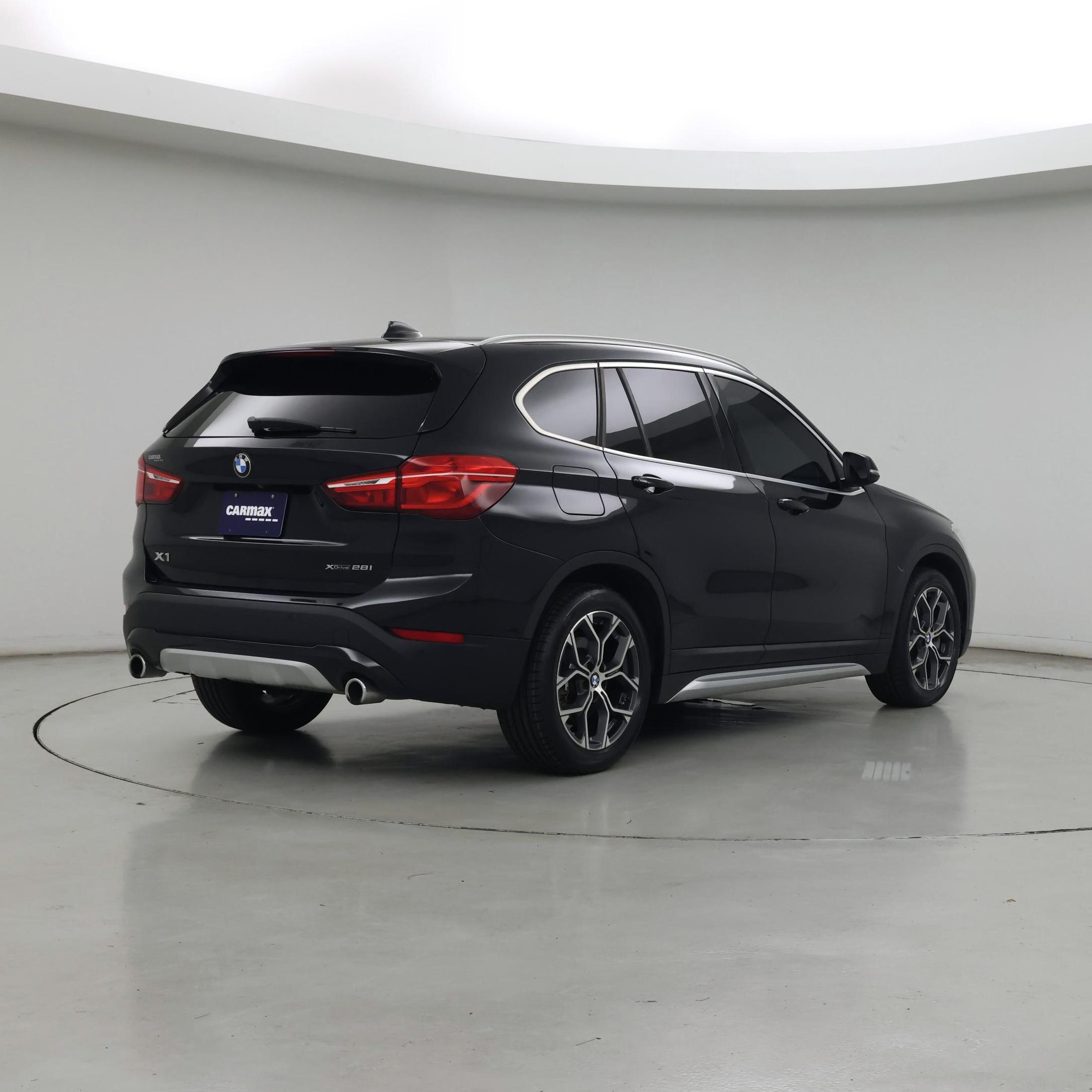 Thumbnail: 2020 BMW X1 - 8