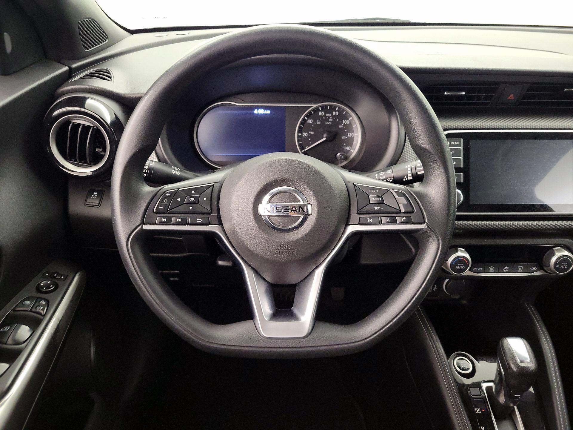 Thumbnail: 2019 Nissan Kicks - 10