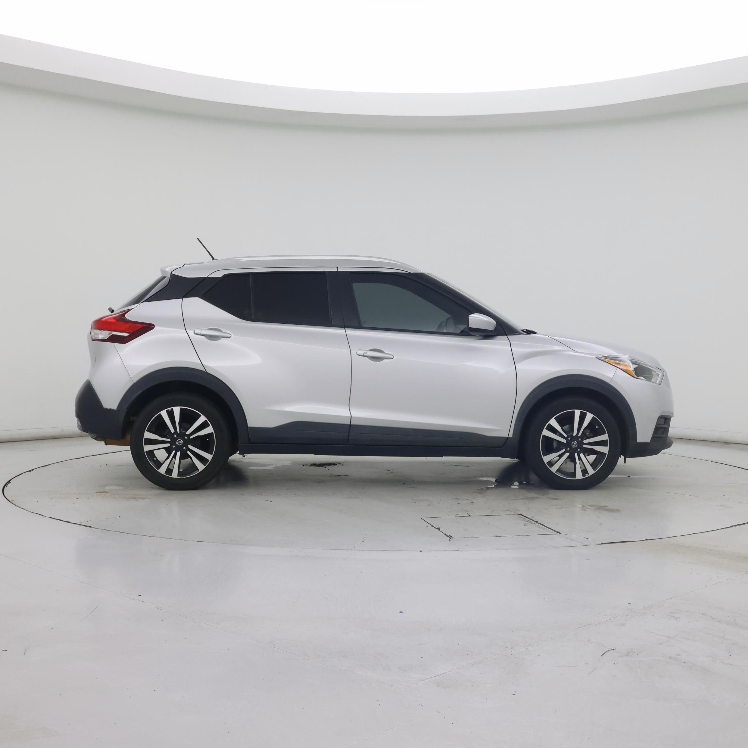 Thumbnail: 2019 Nissan Kicks - 7