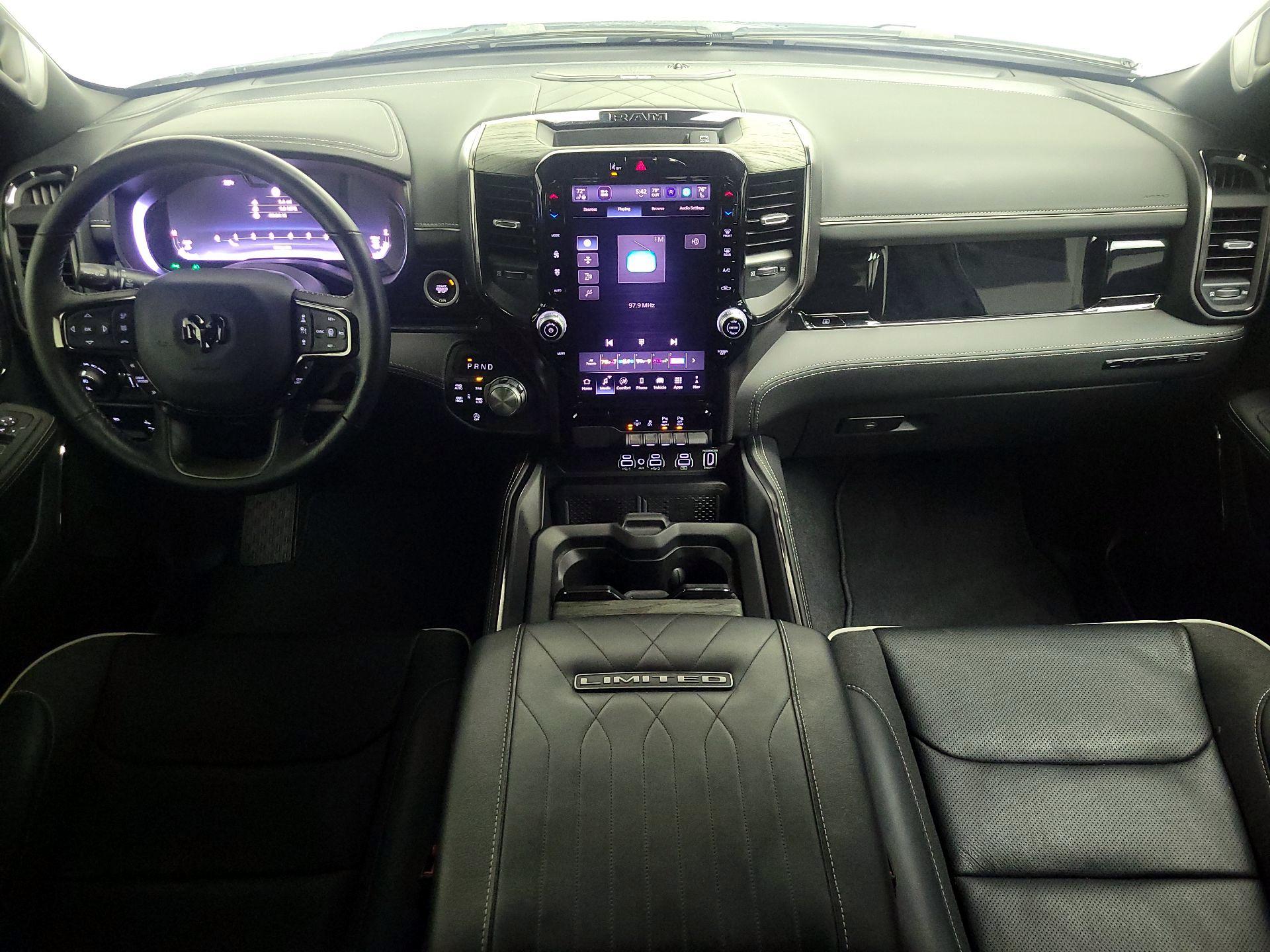 Thumbnail: 2025 RAM 1500 - 9