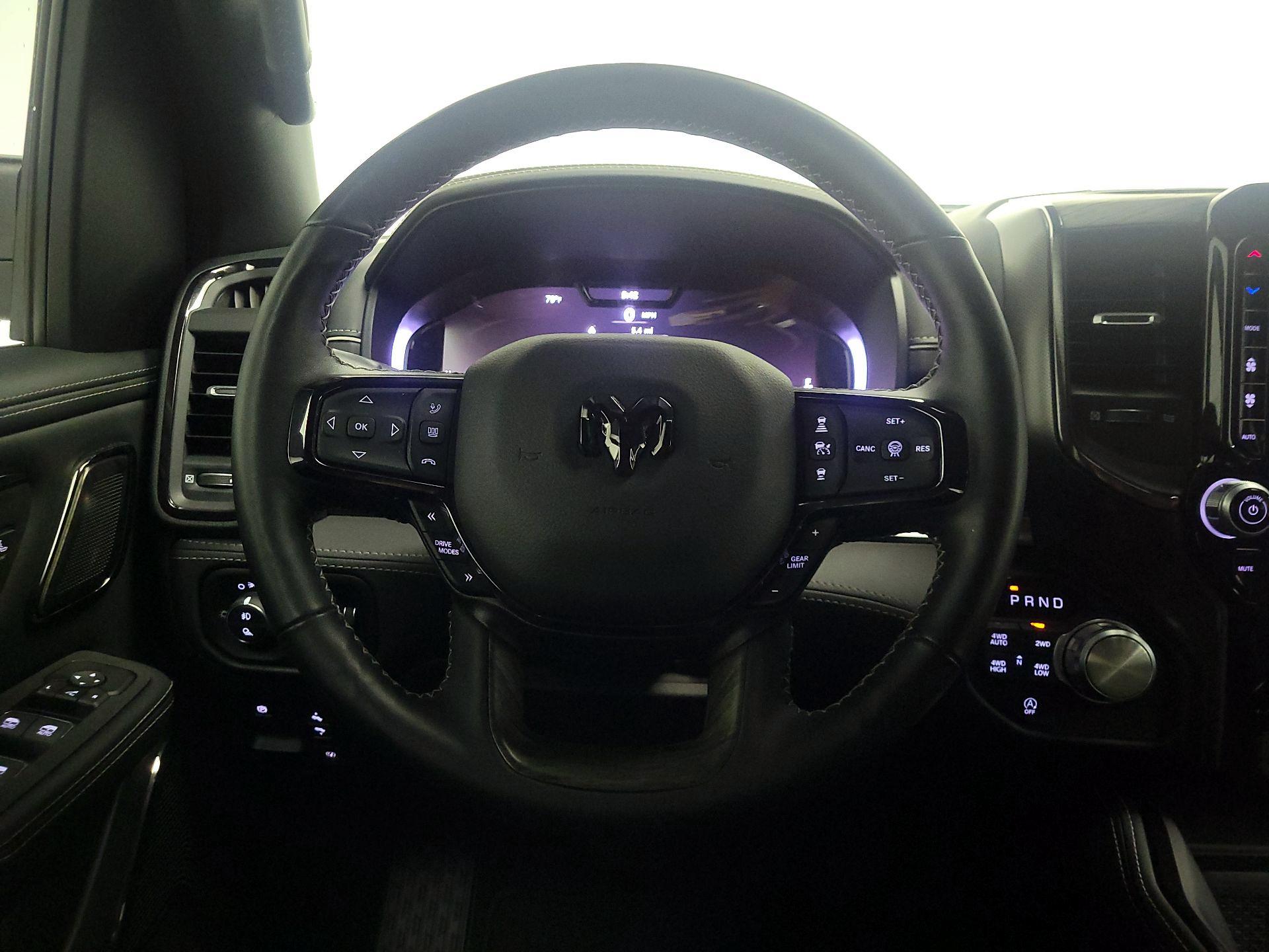 Thumbnail: 2025 RAM 1500 - 10