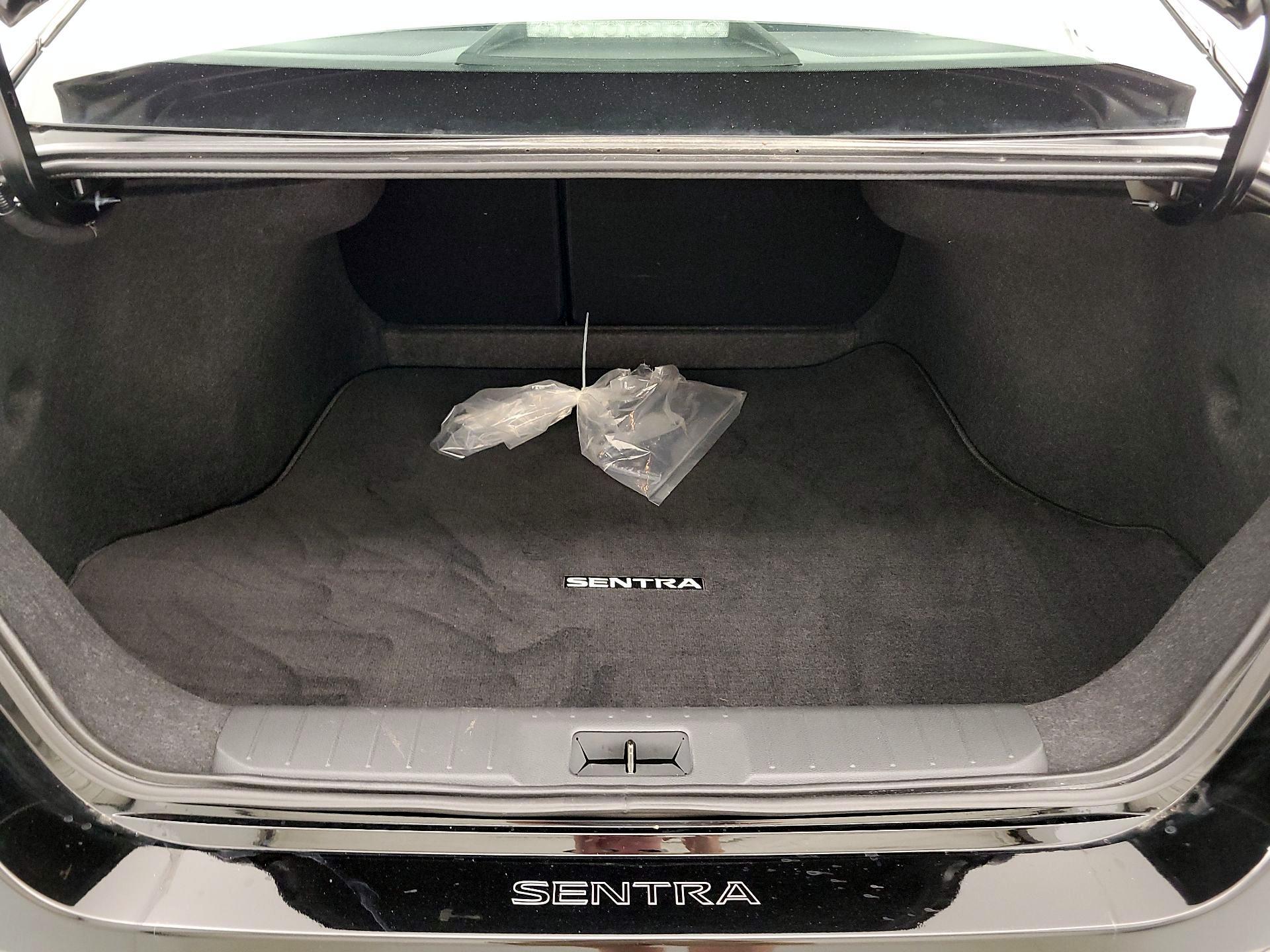 Thumbnail: 2025 Nissan Sentra - 20