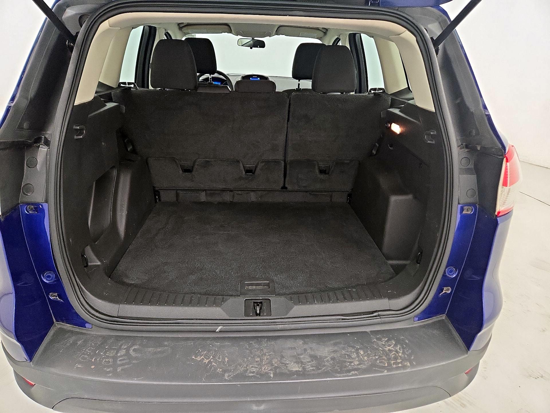Thumbnail: 2015 Ford Escape - 20