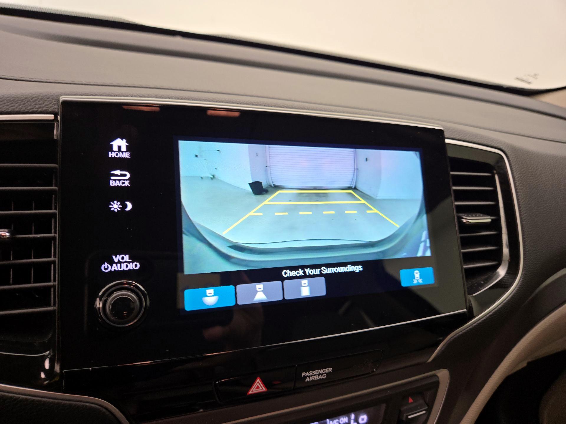 Thumbnail: 2020 Honda Pilot - 14