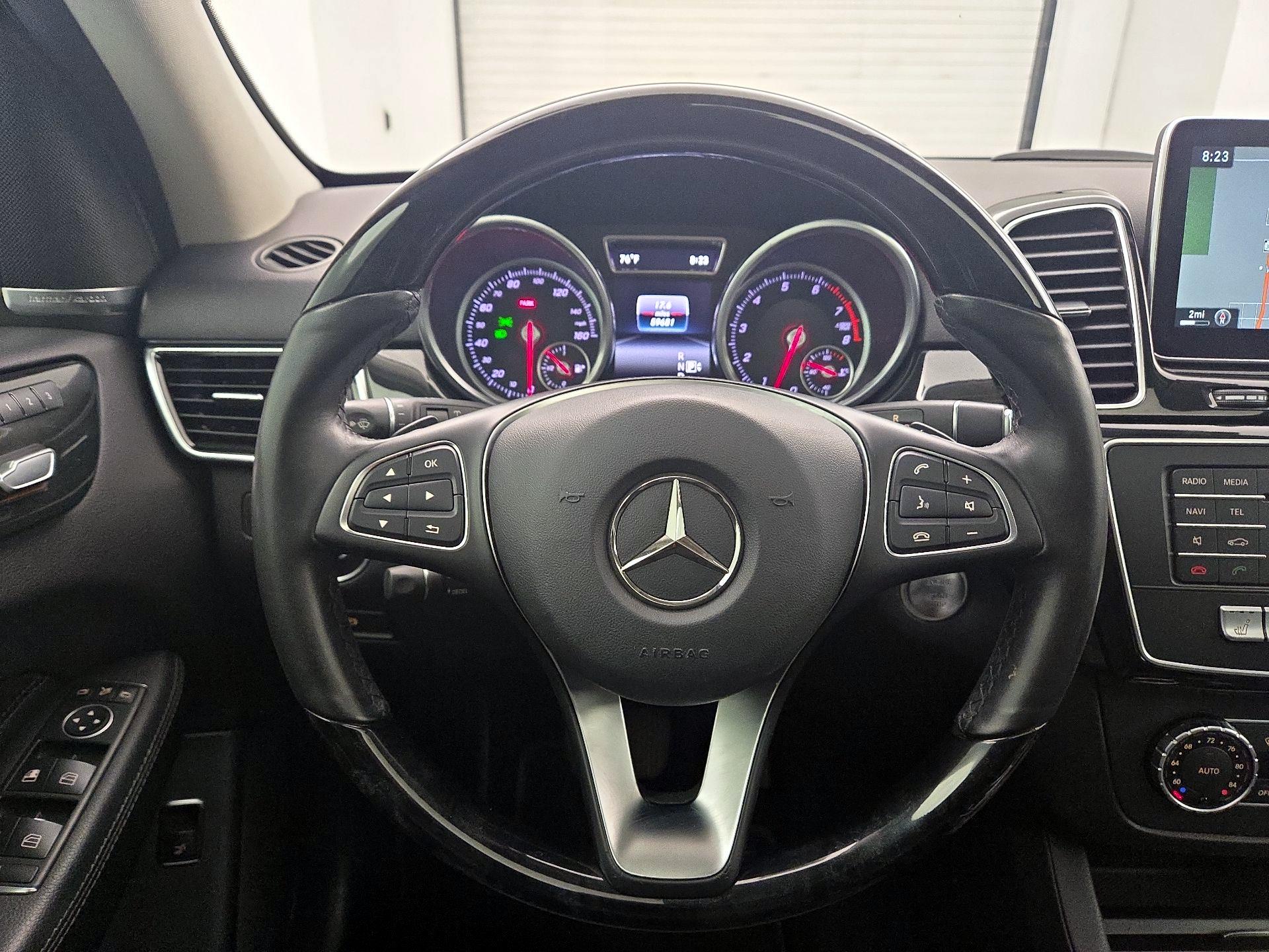 Thumbnail: 2016 Mercedes-Benz GLE - 10