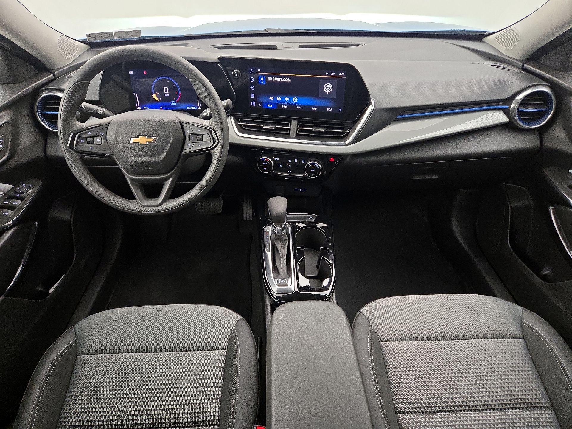 Thumbnail: 2025 Chevrolet Trax - 9