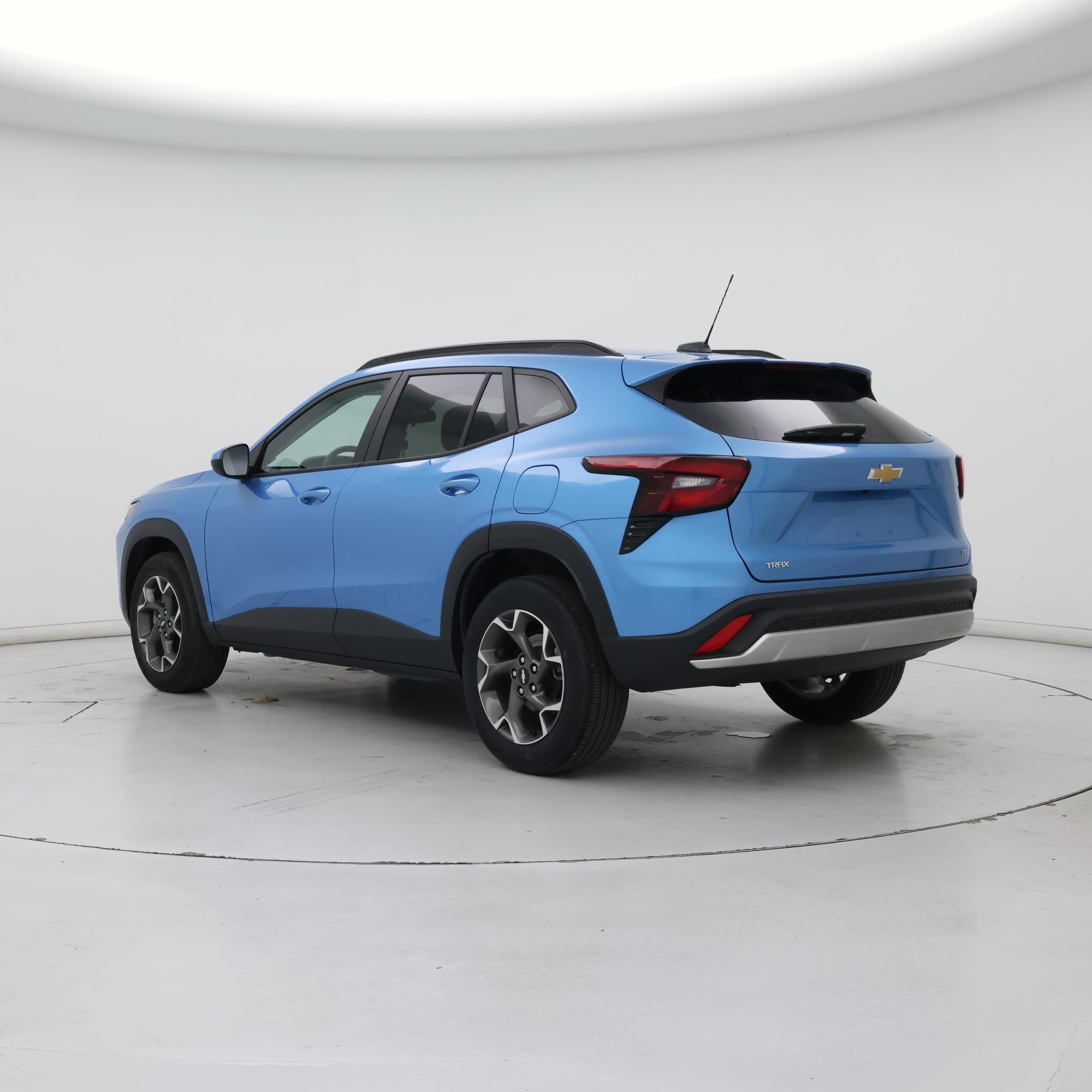 Thumbnail: 2025 Chevrolet Trax - 2