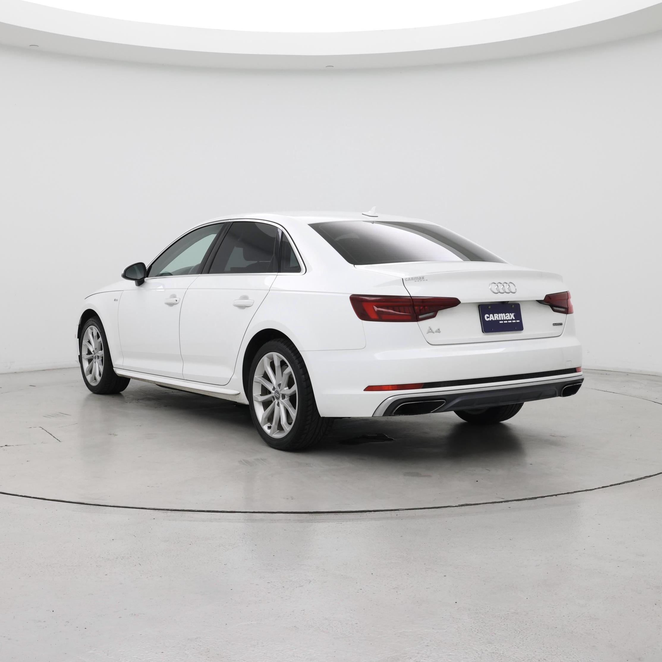 Thumbnail: 2019 Audi A4 - 2