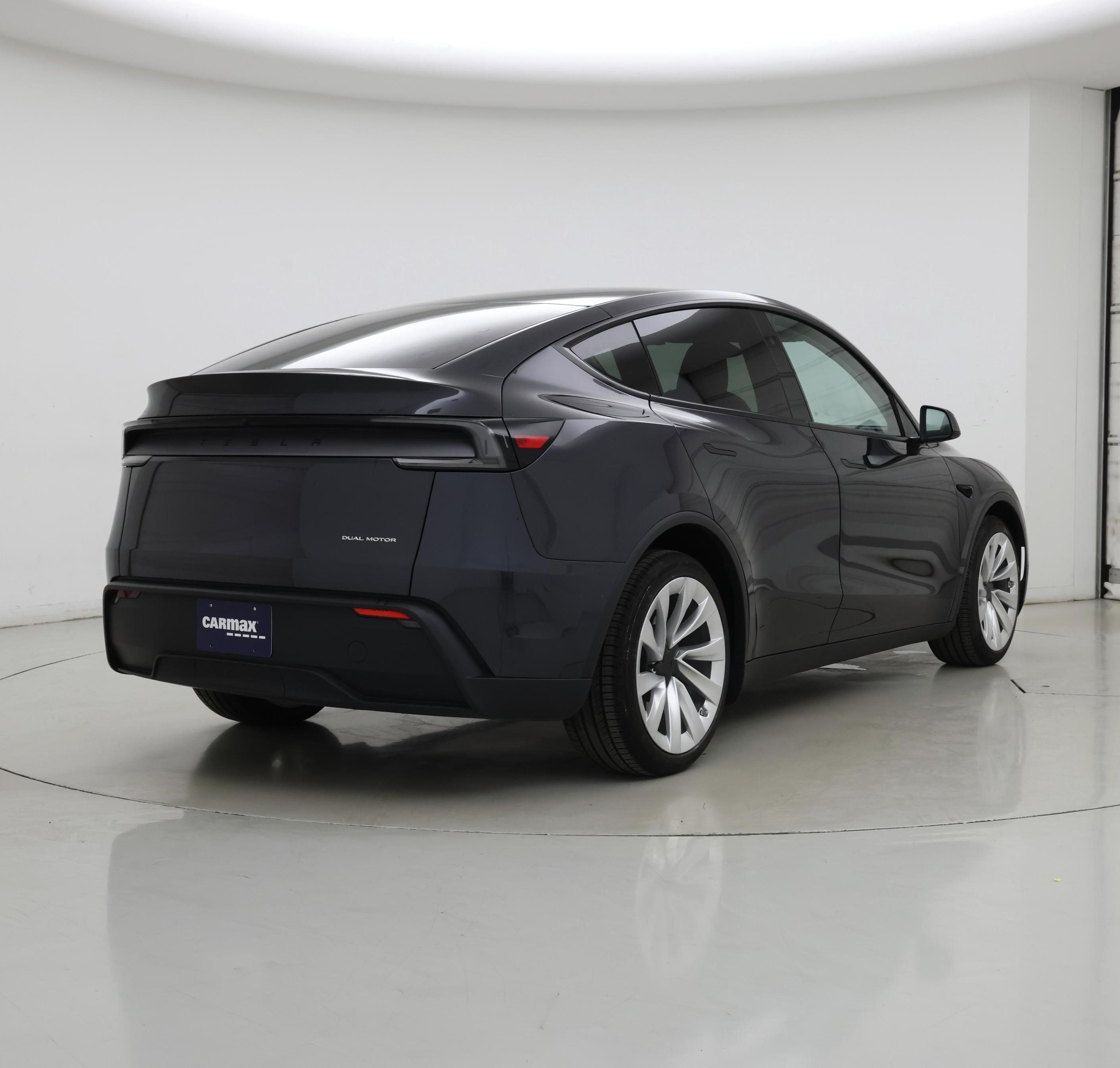 Thumbnail: 2026 Tesla Model Y - 8