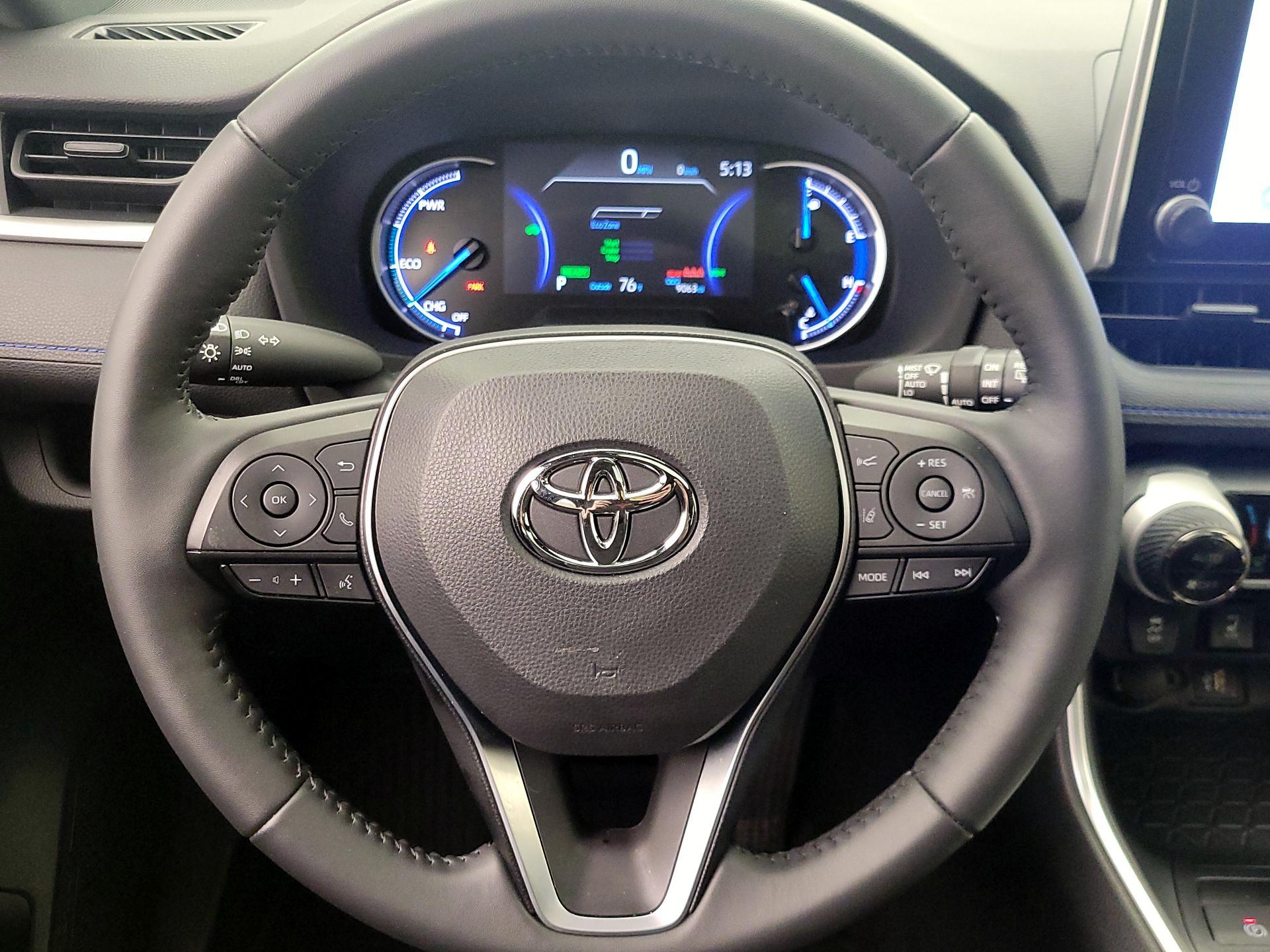Thumbnail: 2023 Toyota RAV4 - 10
