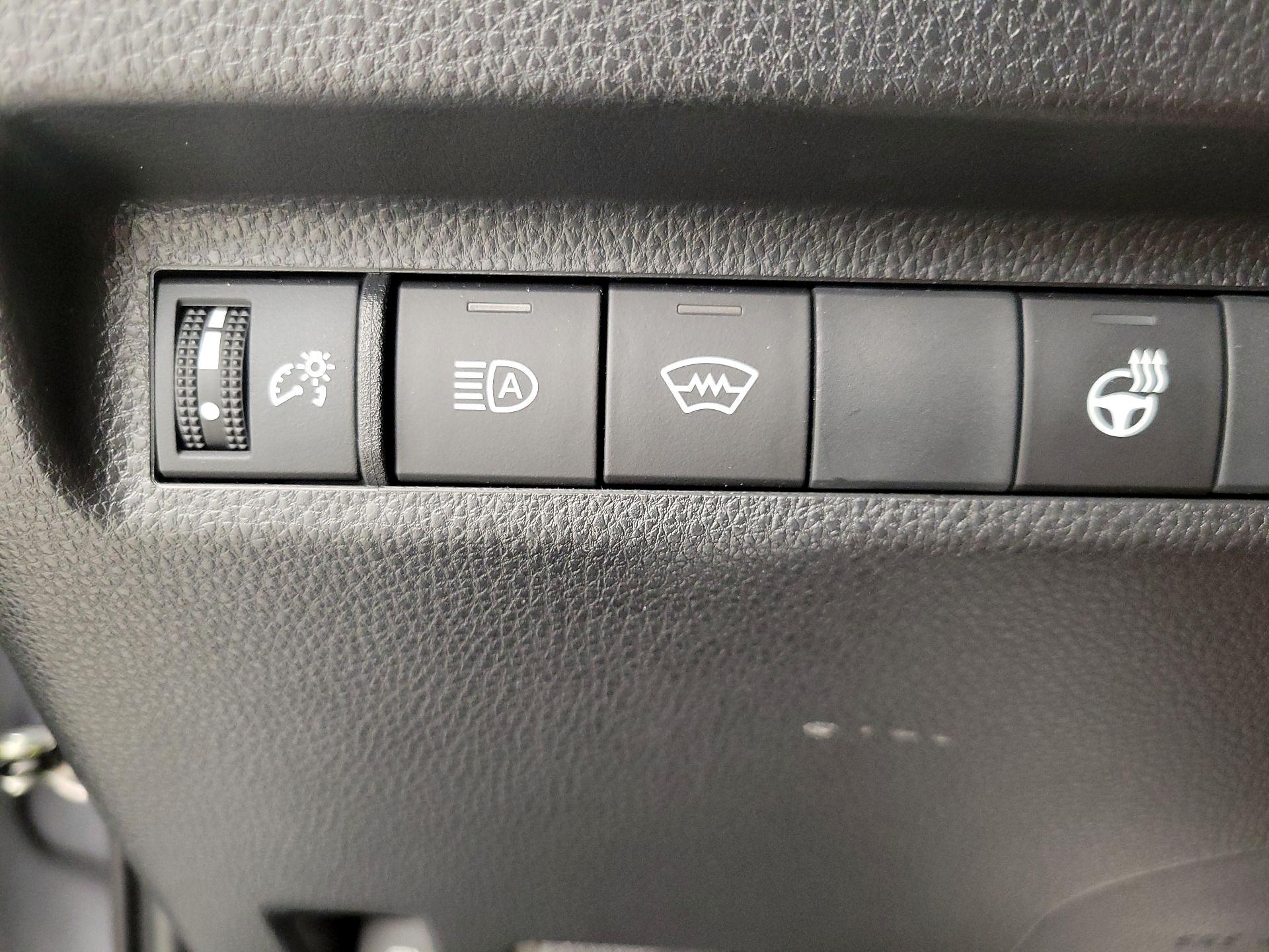 Thumbnail: 2023 Toyota RAV4 - 13