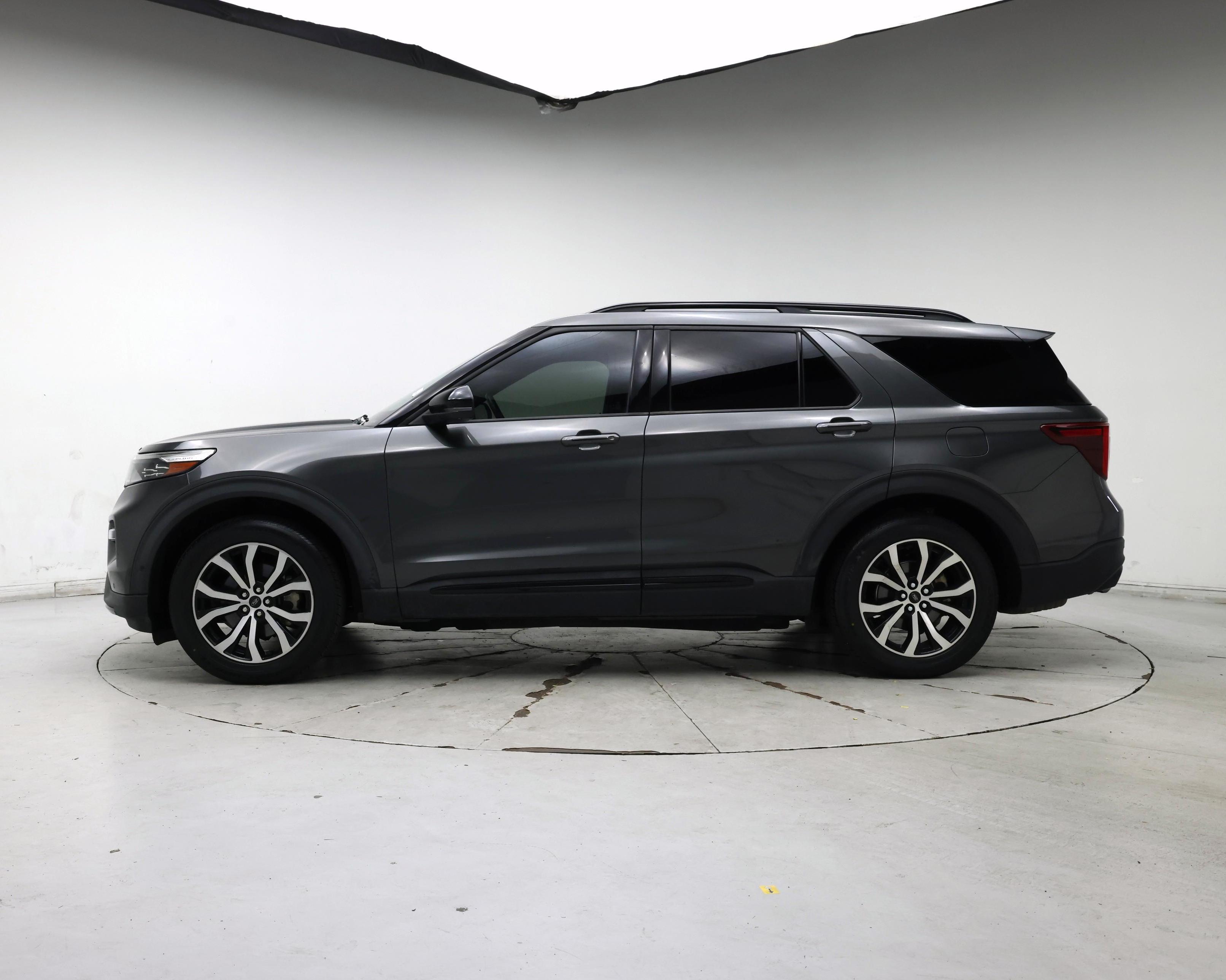Thumbnail: 2020 Ford Explorer - 3