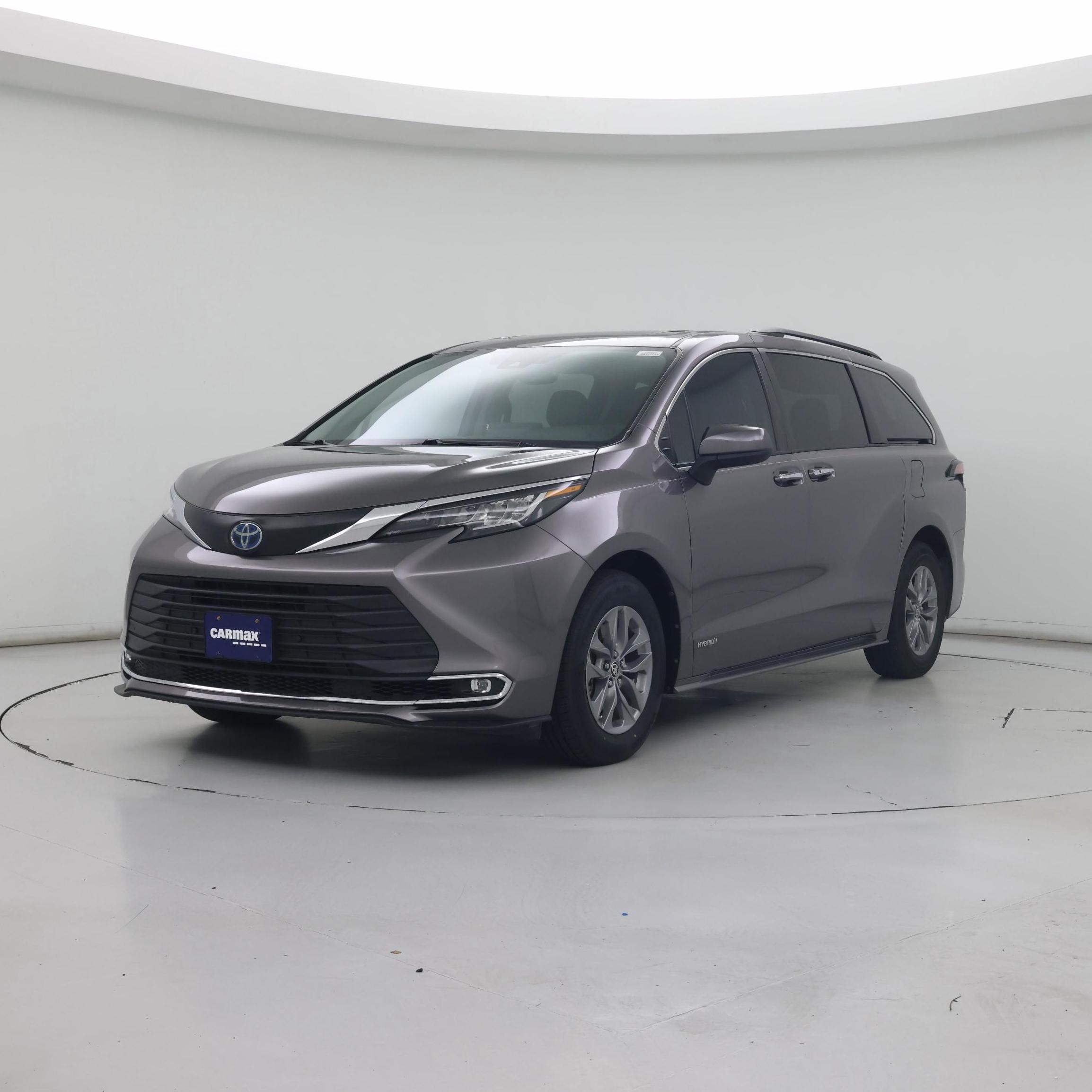 Thumbnail: 2021 Toyota Sienna - 4
