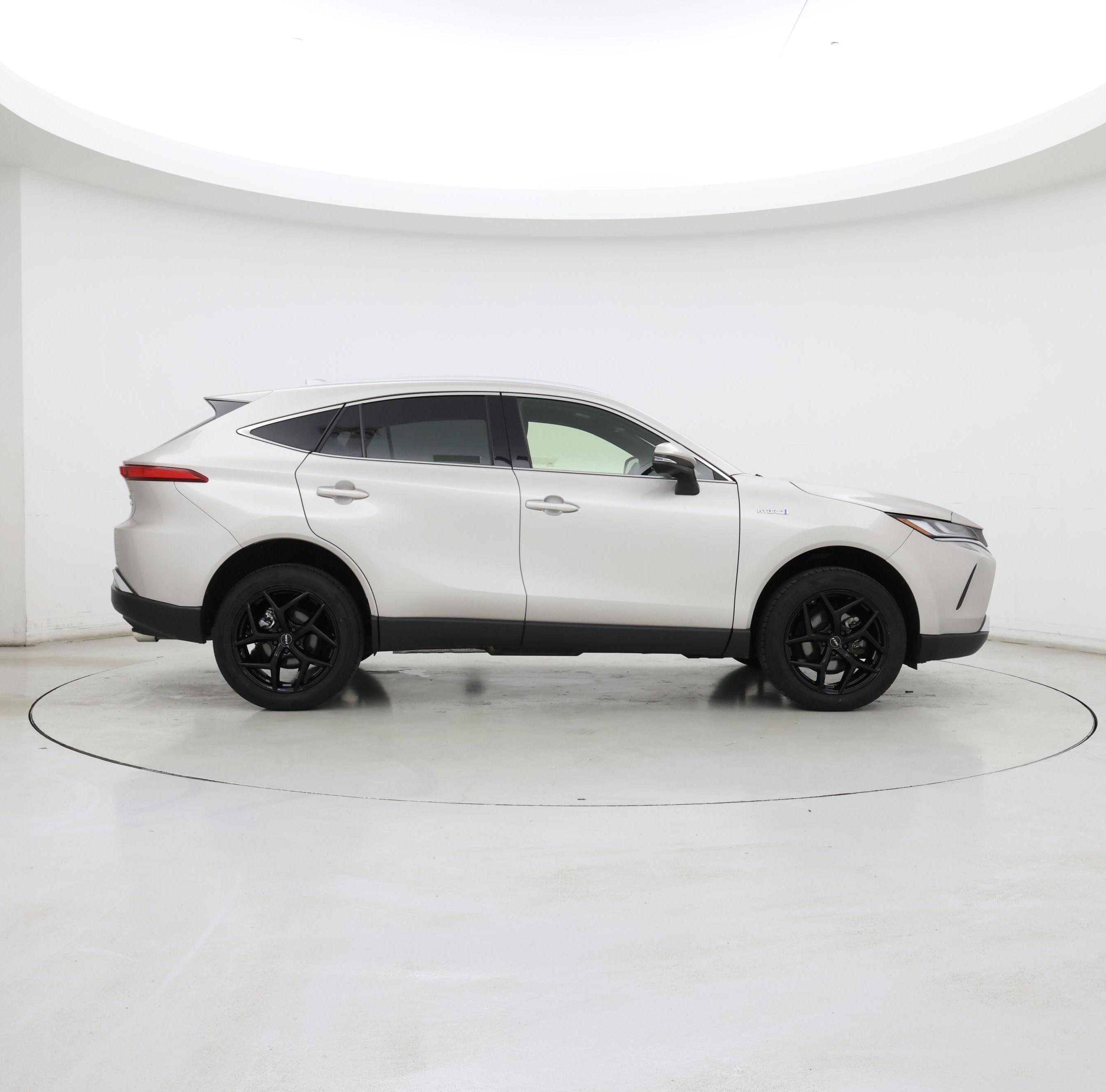 Thumbnail: 2021 Toyota Venza - 7