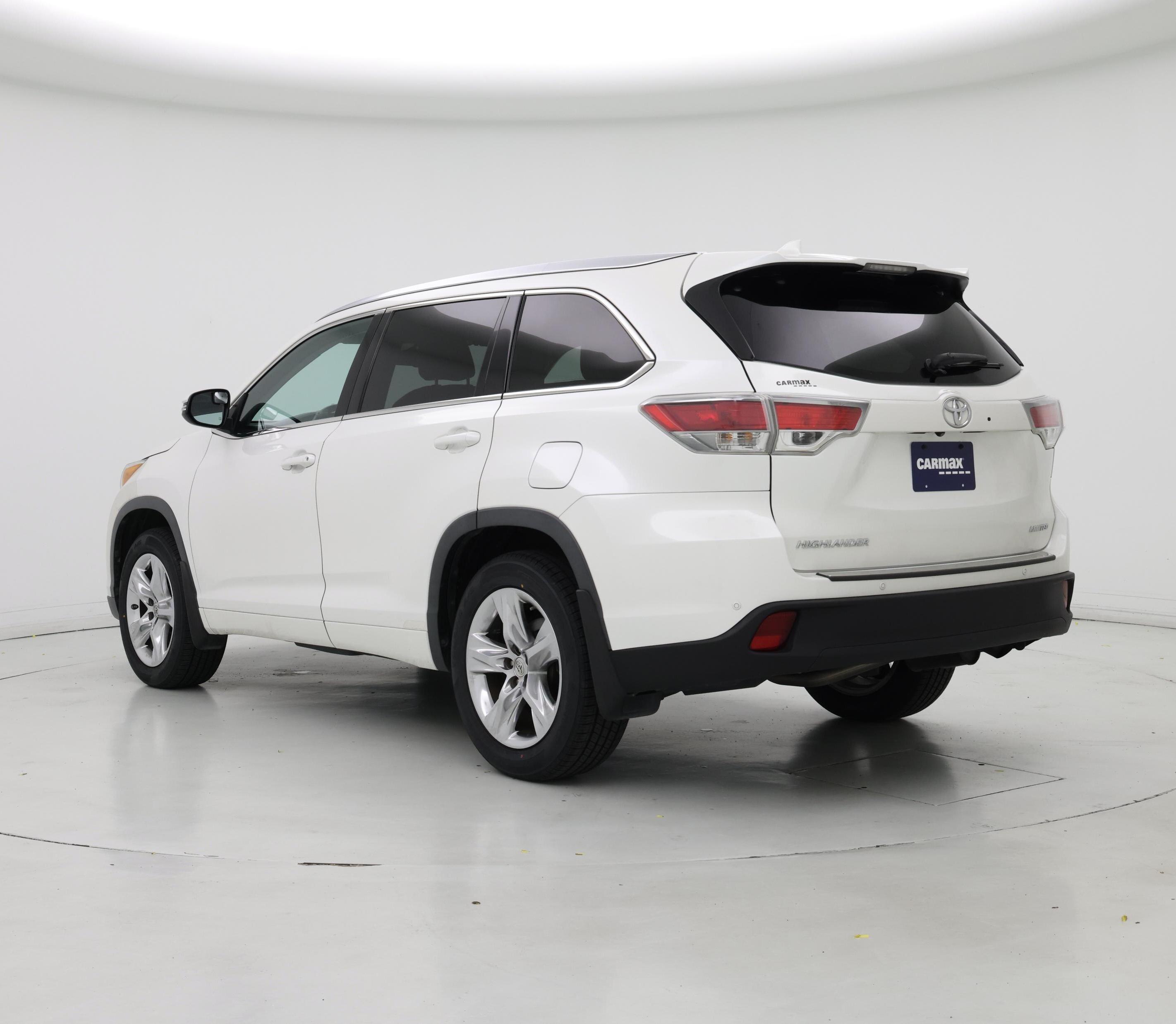 Thumbnail: 2015 Toyota Highlander - 2