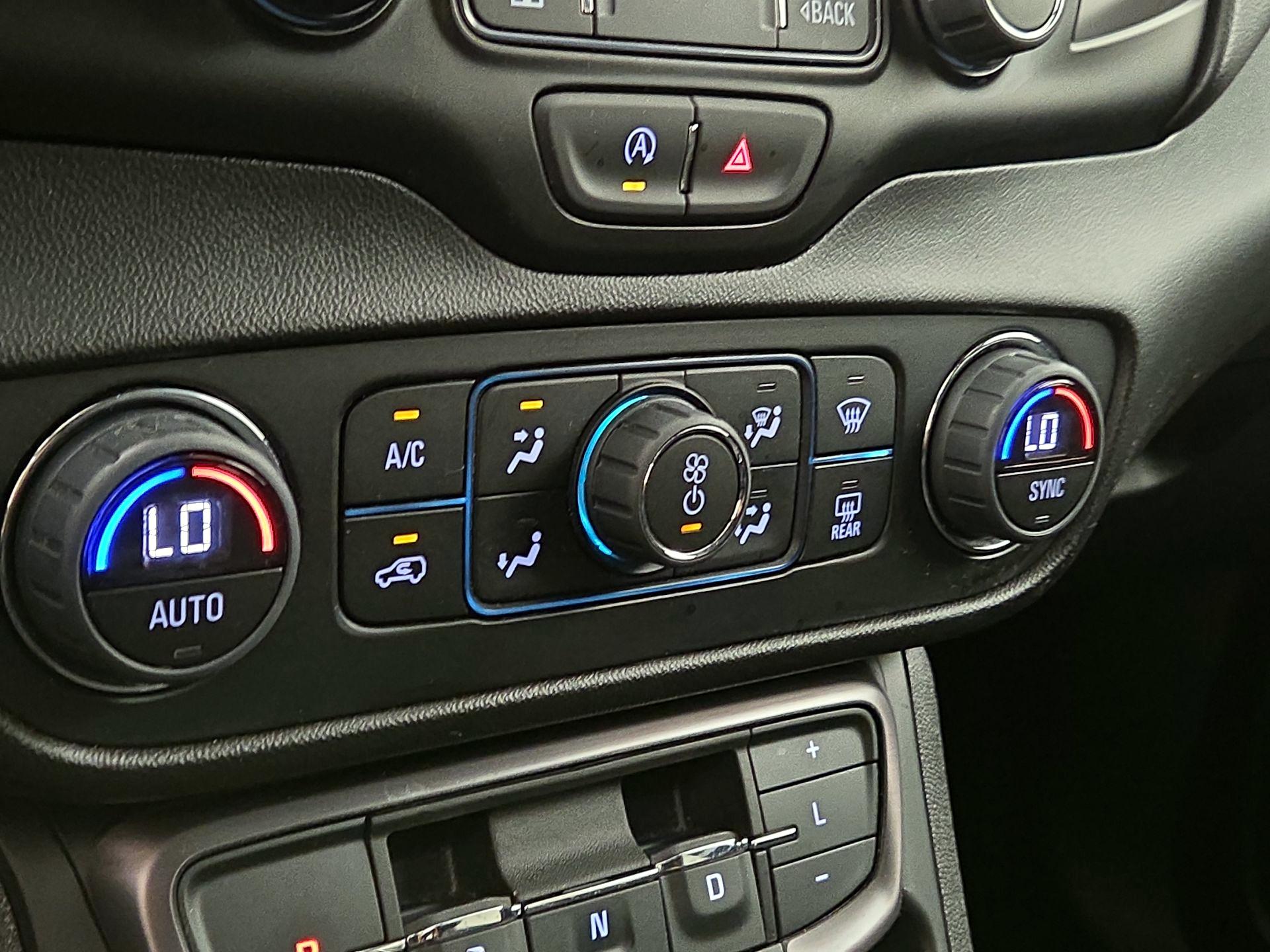 Thumbnail: 2024 GMC Terrain - 14
