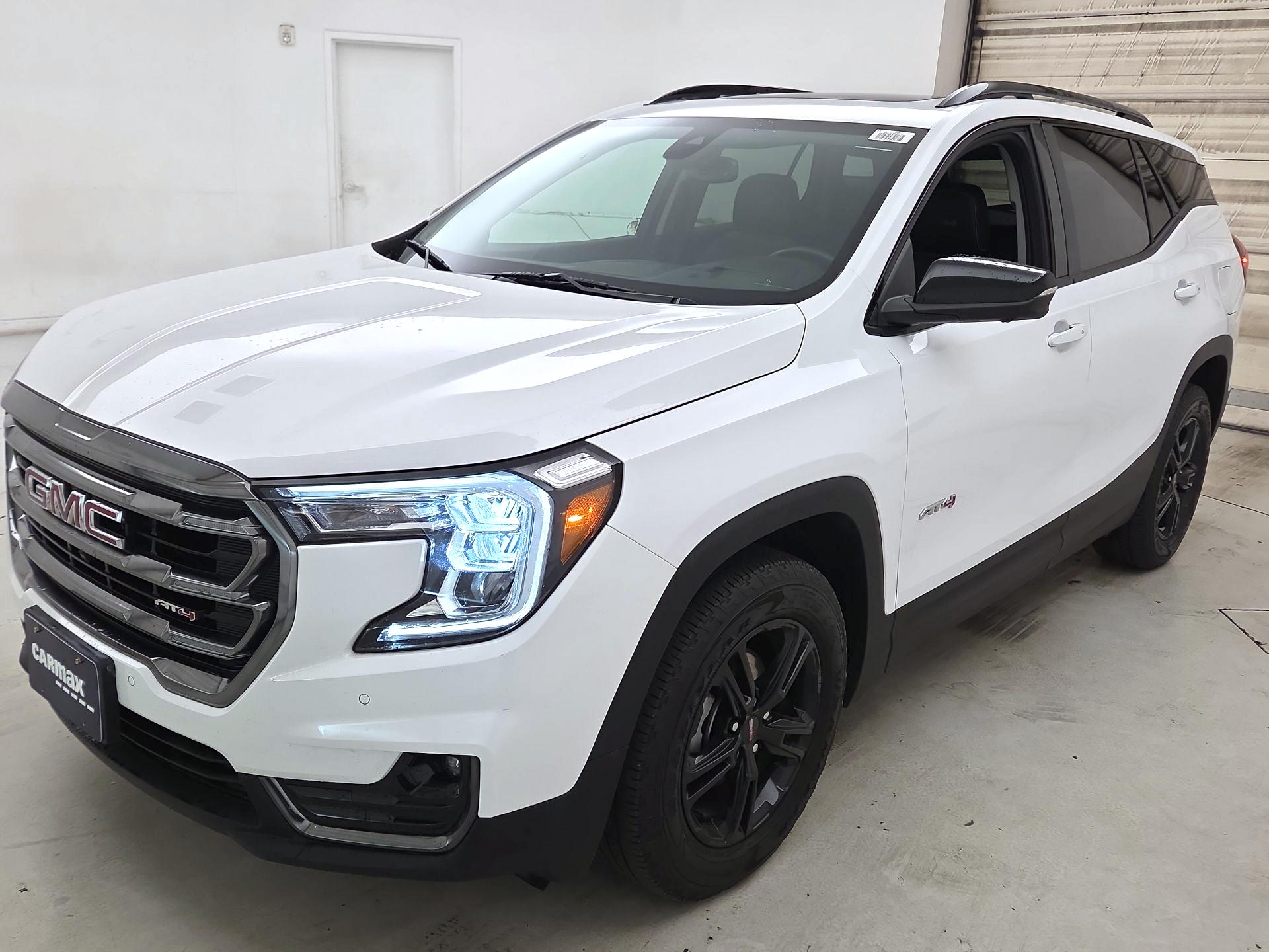 Thumbnail: 2024 GMC Terrain - 3