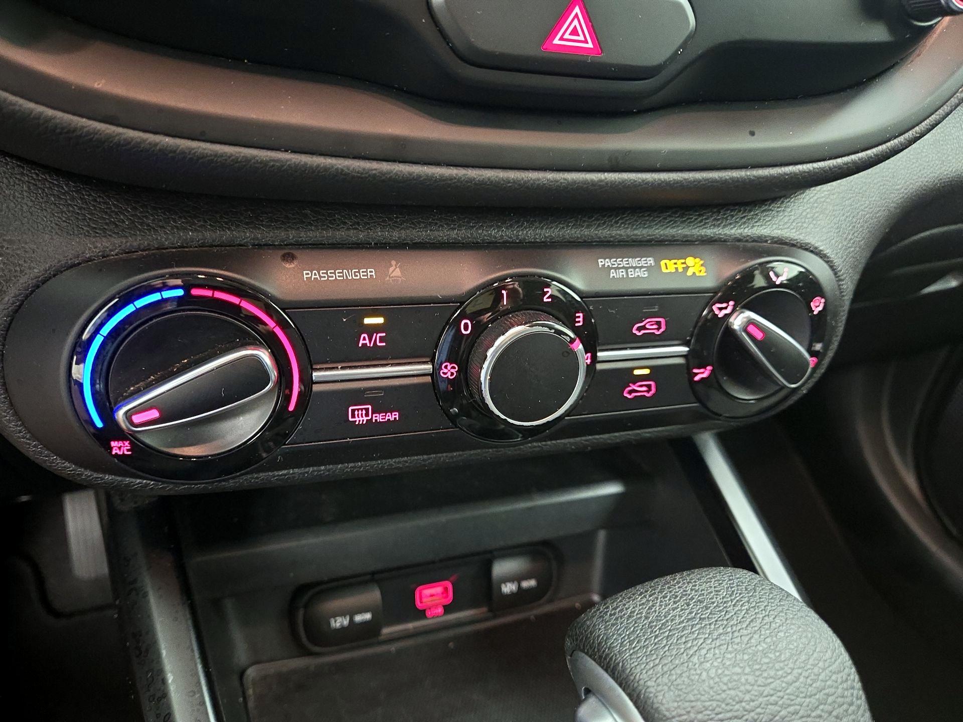 Thumbnail: 2020 Kia Soul - 16