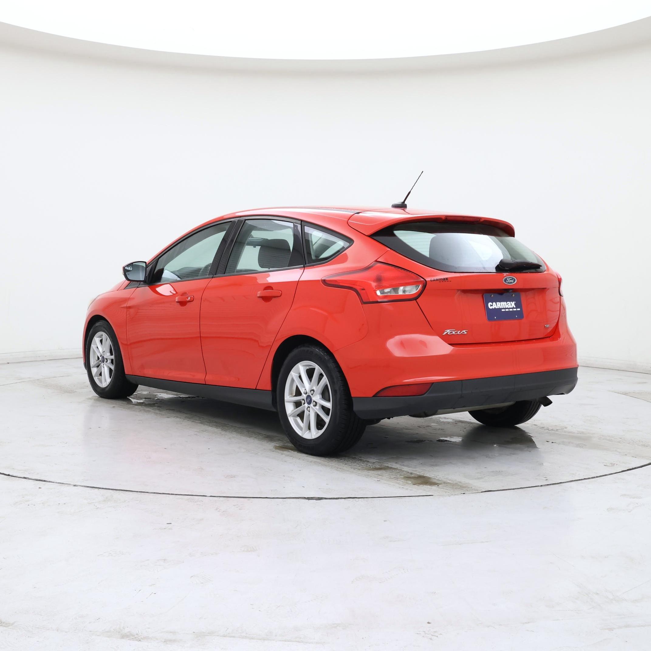 Thumbnail: 2015 Ford Focus - 2