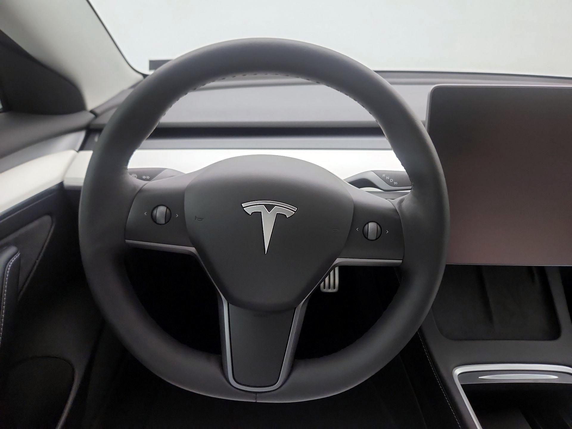 Thumbnail: 2022 Tesla Model 3 - 10
