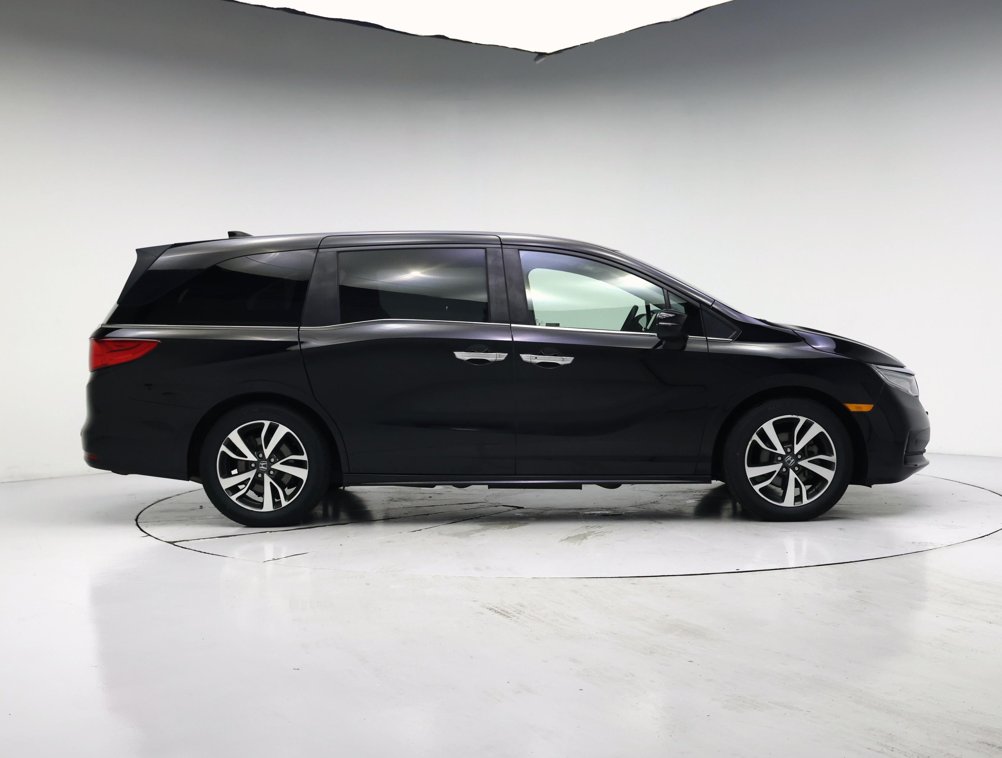 Thumbnail: 2022 Honda Odyssey - 7