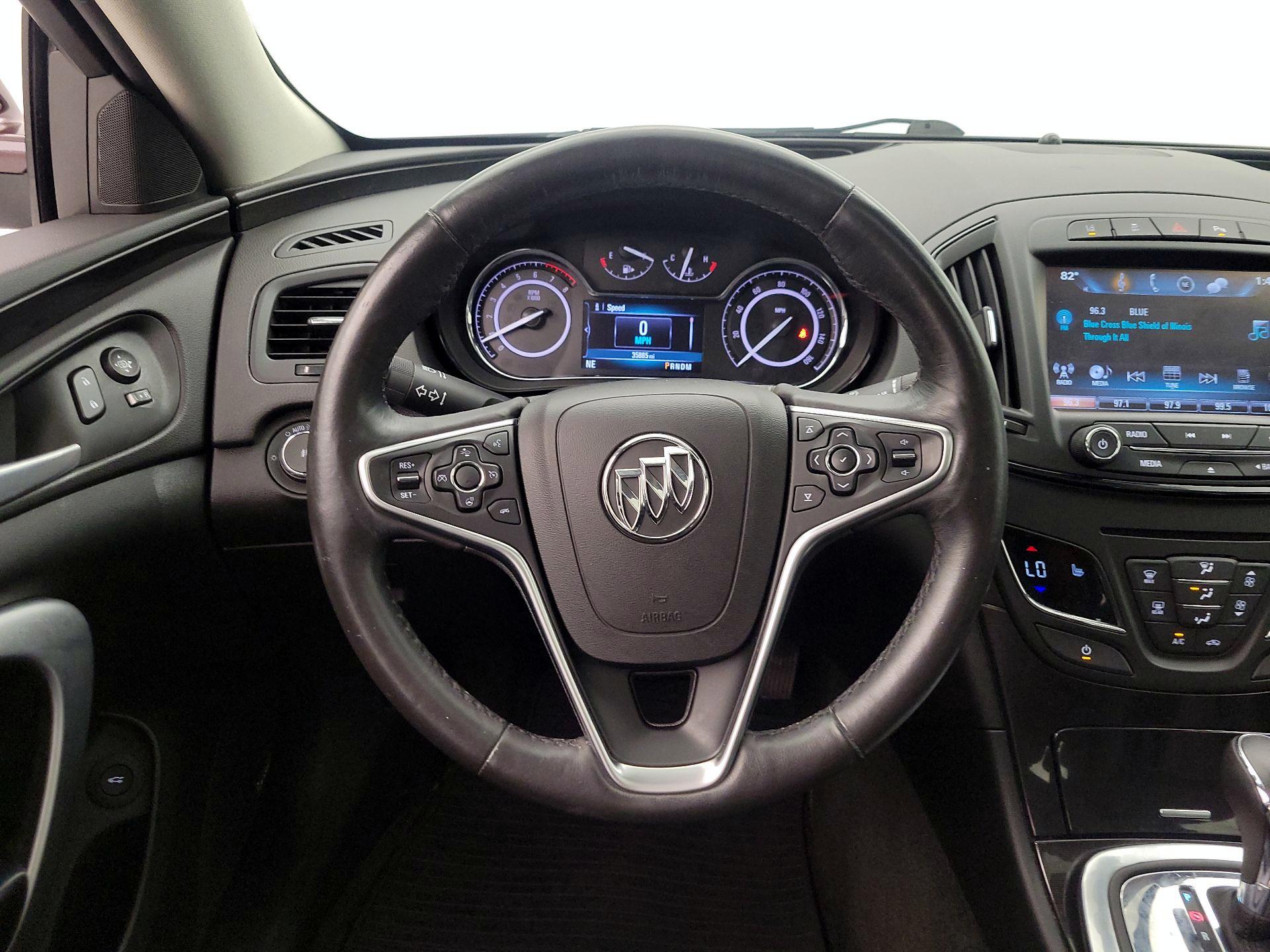 Thumbnail: 2017 Buick Regal - 10
