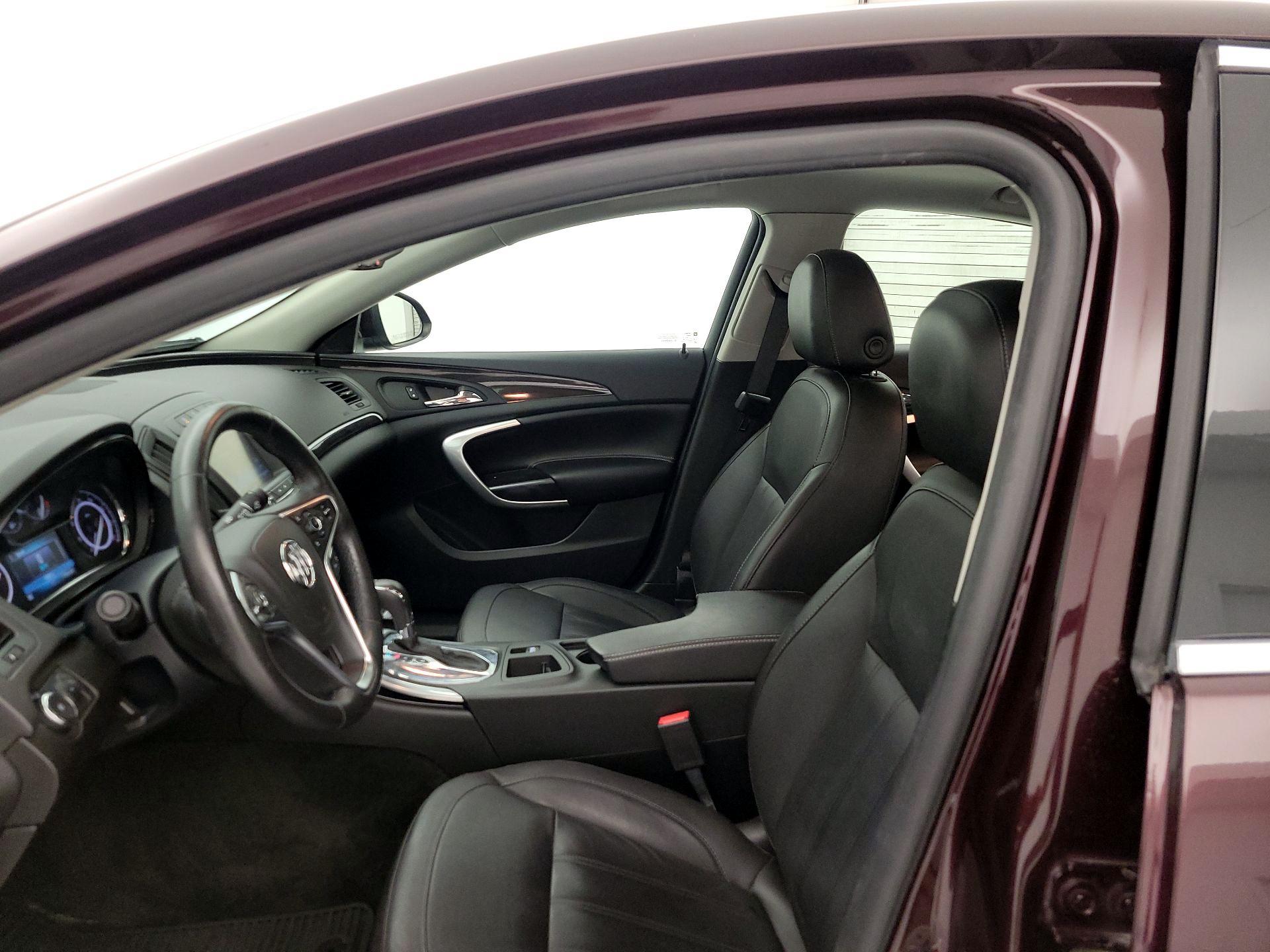 Thumbnail: 2017 Buick Regal - 11