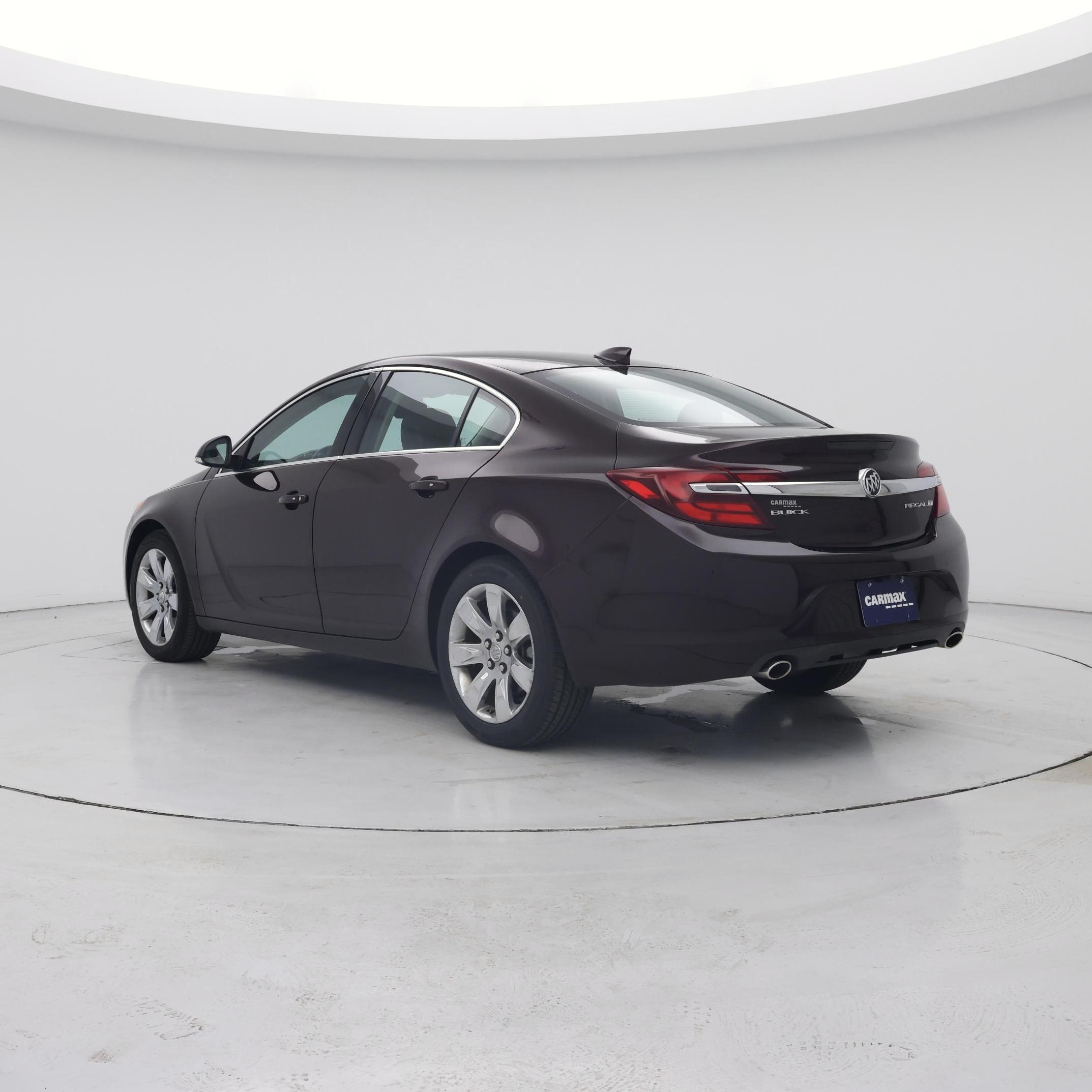 Thumbnail: 2017 Buick Regal - 2