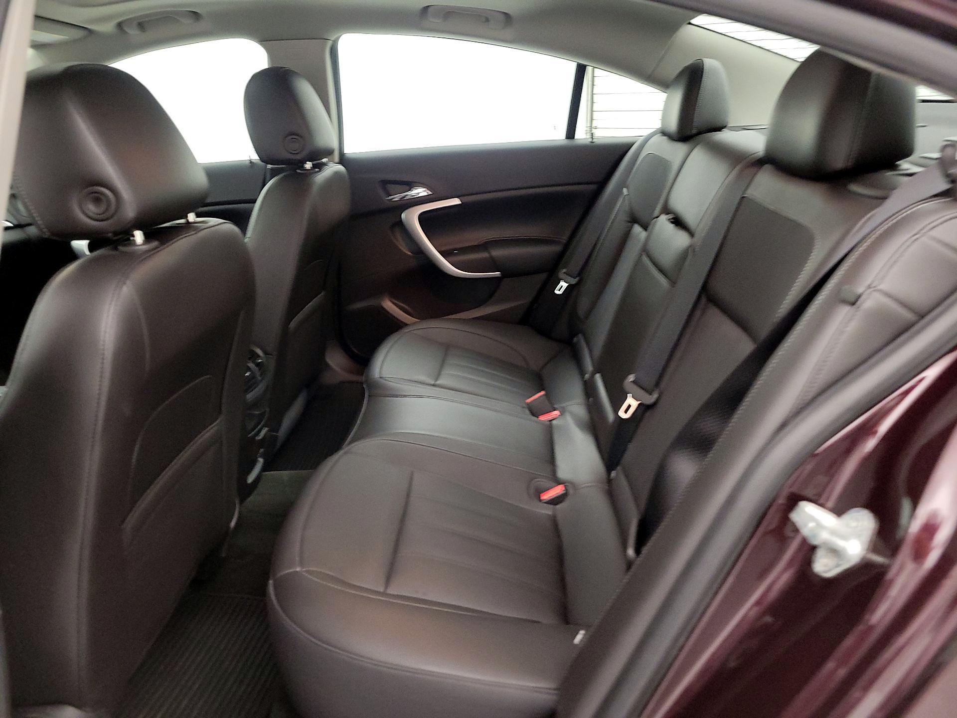 Thumbnail: 2017 Buick Regal - 20