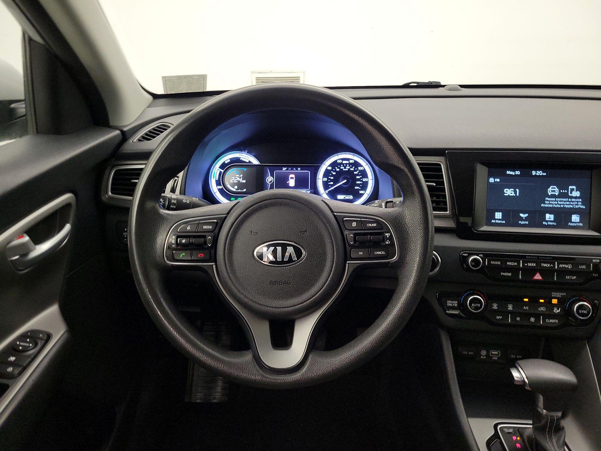 Thumbnail: 2019 Kia Niro - 10