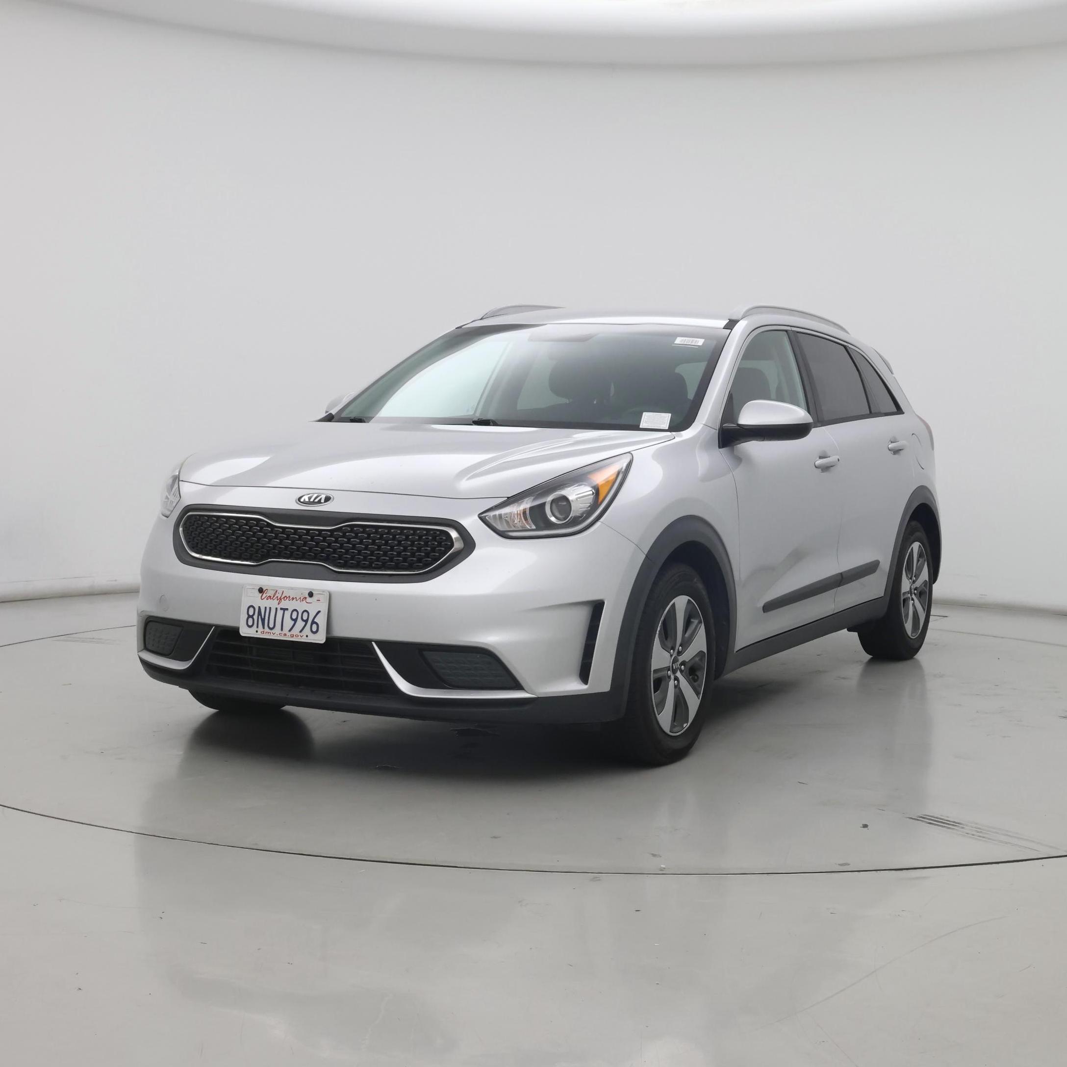 Thumbnail: 2019 Kia Niro - 4