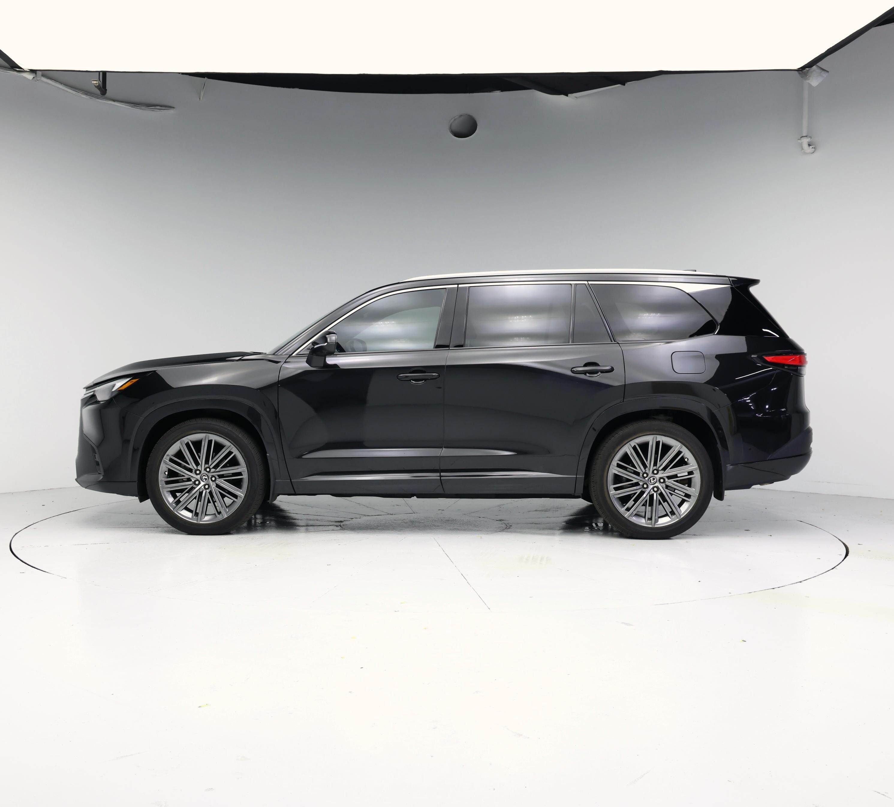 Thumbnail: 2024 Lexus TX - 3