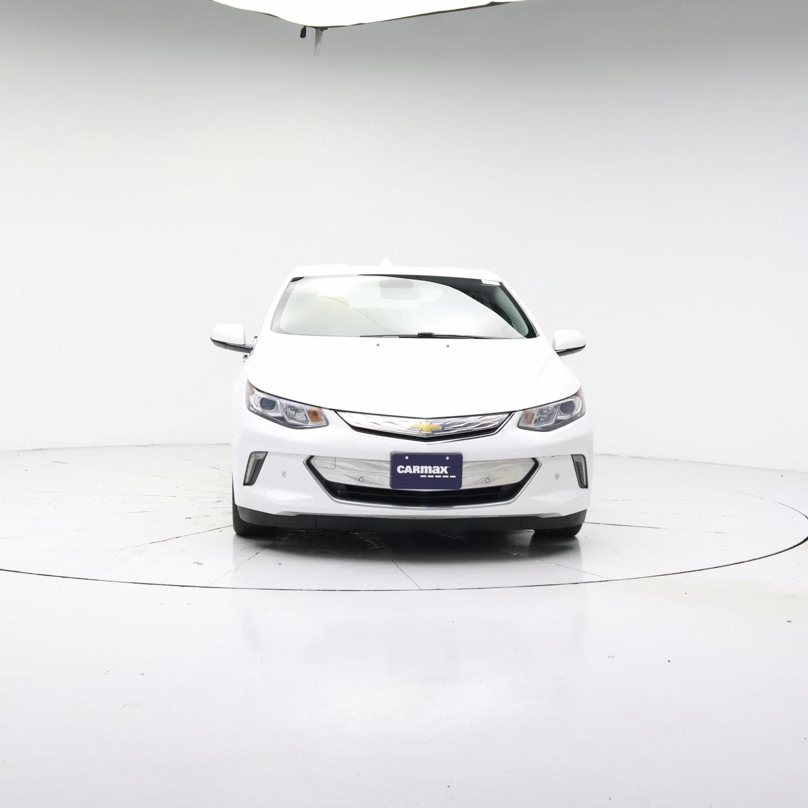 Thumbnail: 2017 Chevrolet Volt - 5