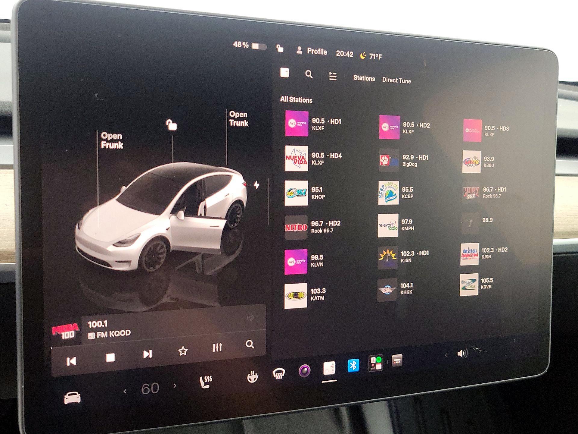 Thumbnail: 2022 Tesla Model Y - 15