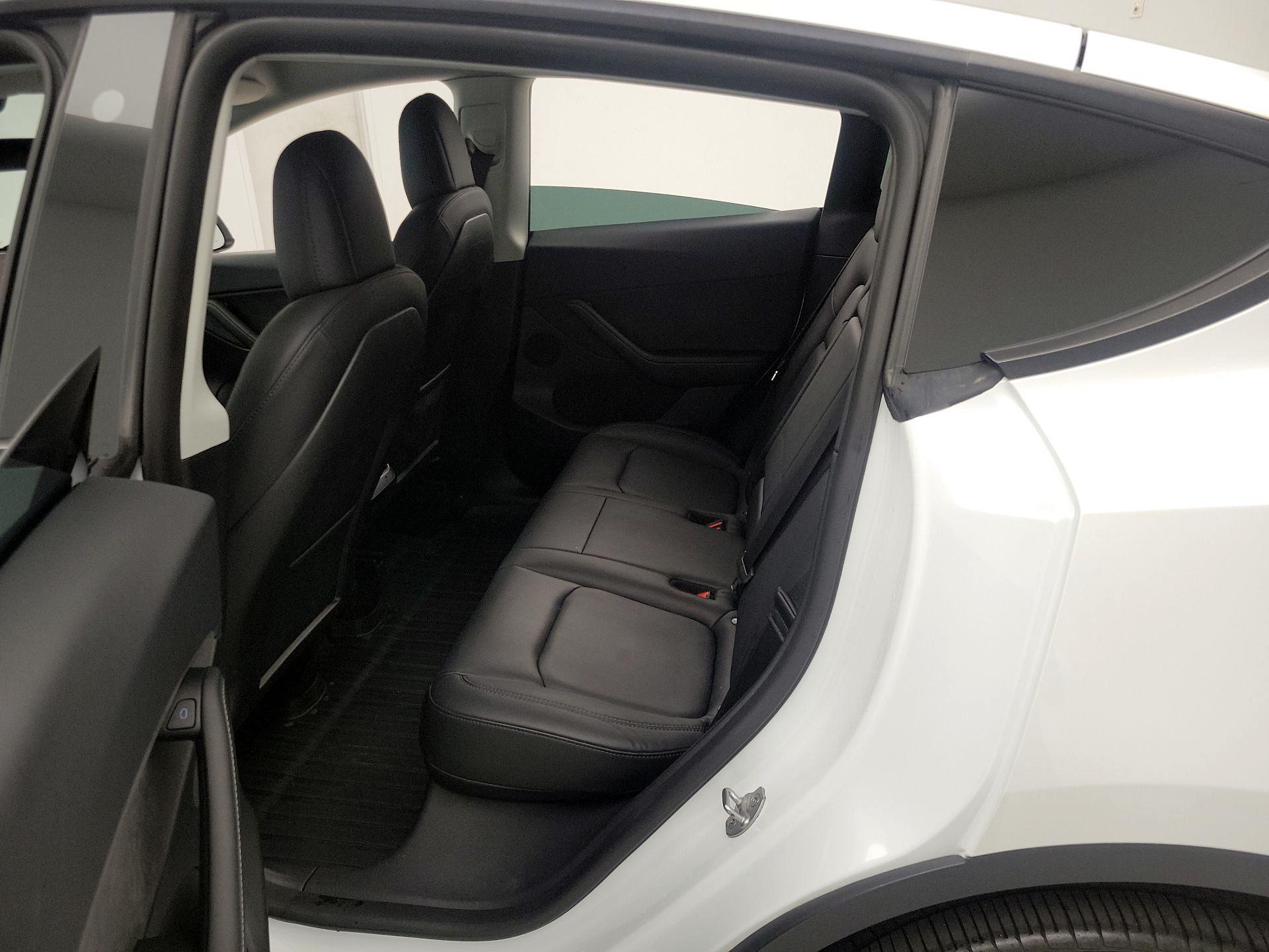 Thumbnail: 2022 Tesla Model Y - 19