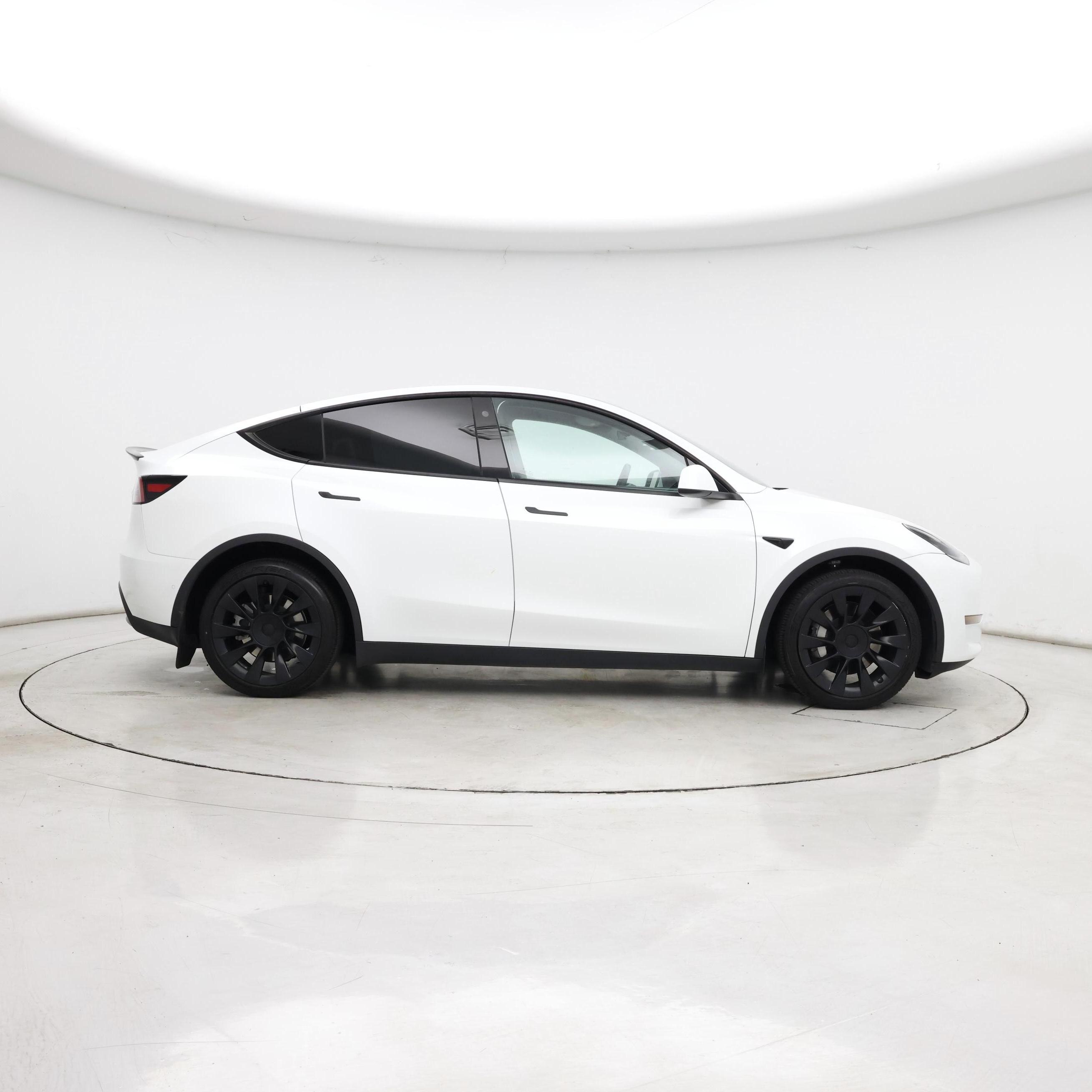 Thumbnail: 2022 Tesla Model Y - 7