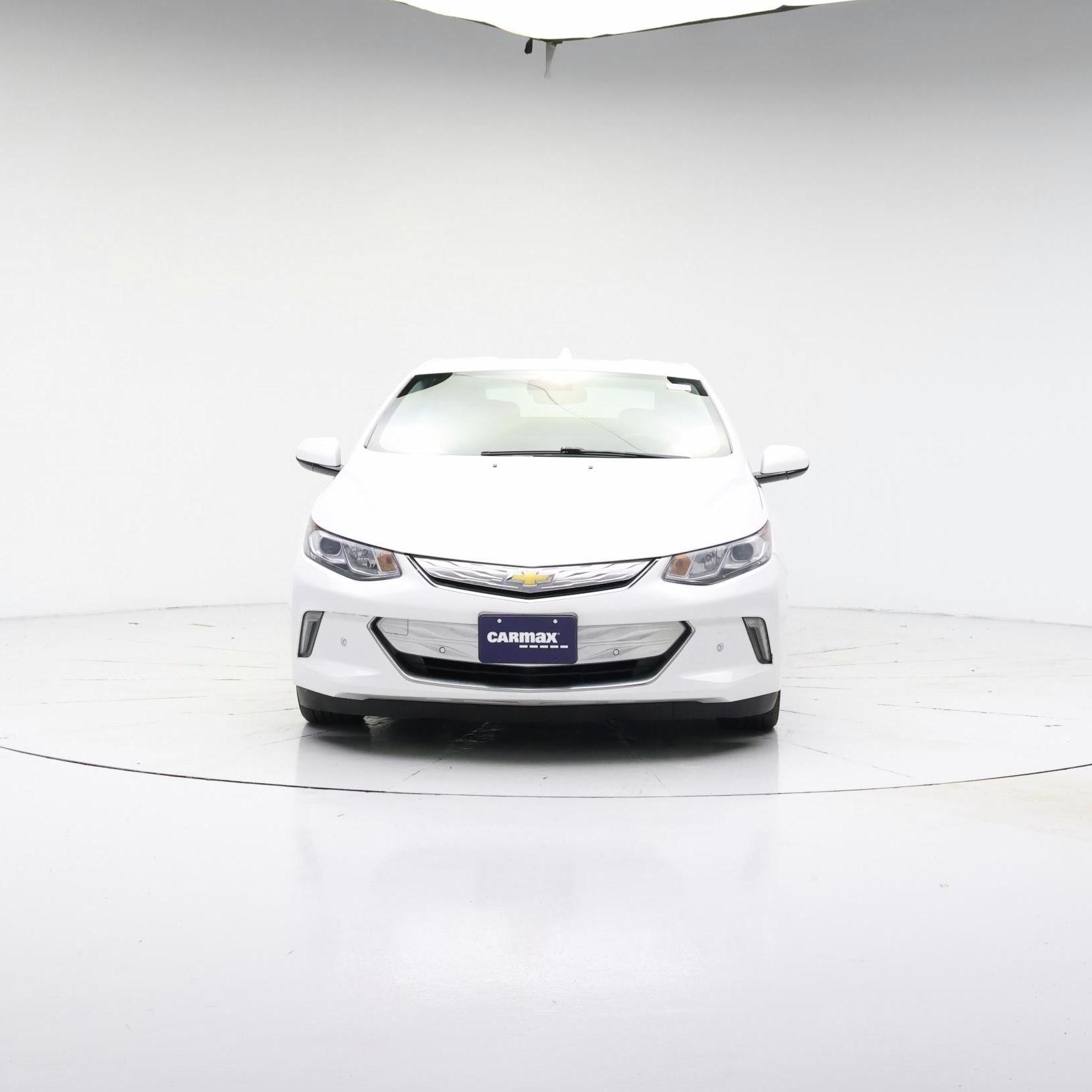 Thumbnail: 2017 Chevrolet Volt - 5