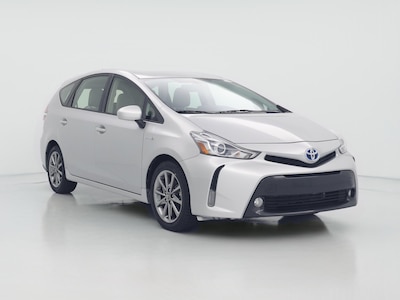 2016 Toyota Prius v Five