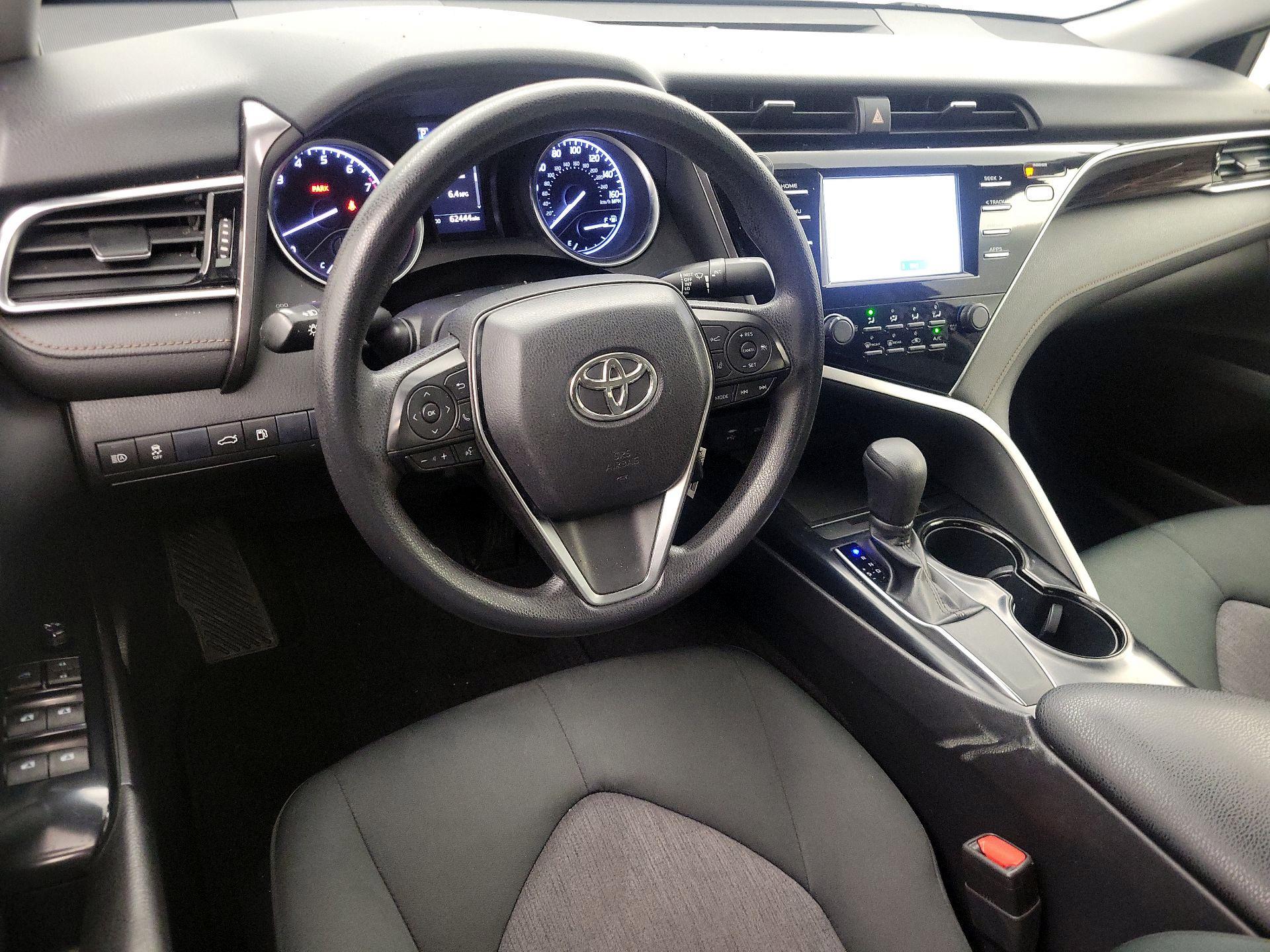 Thumbnail: 2018 Toyota Camry - 9