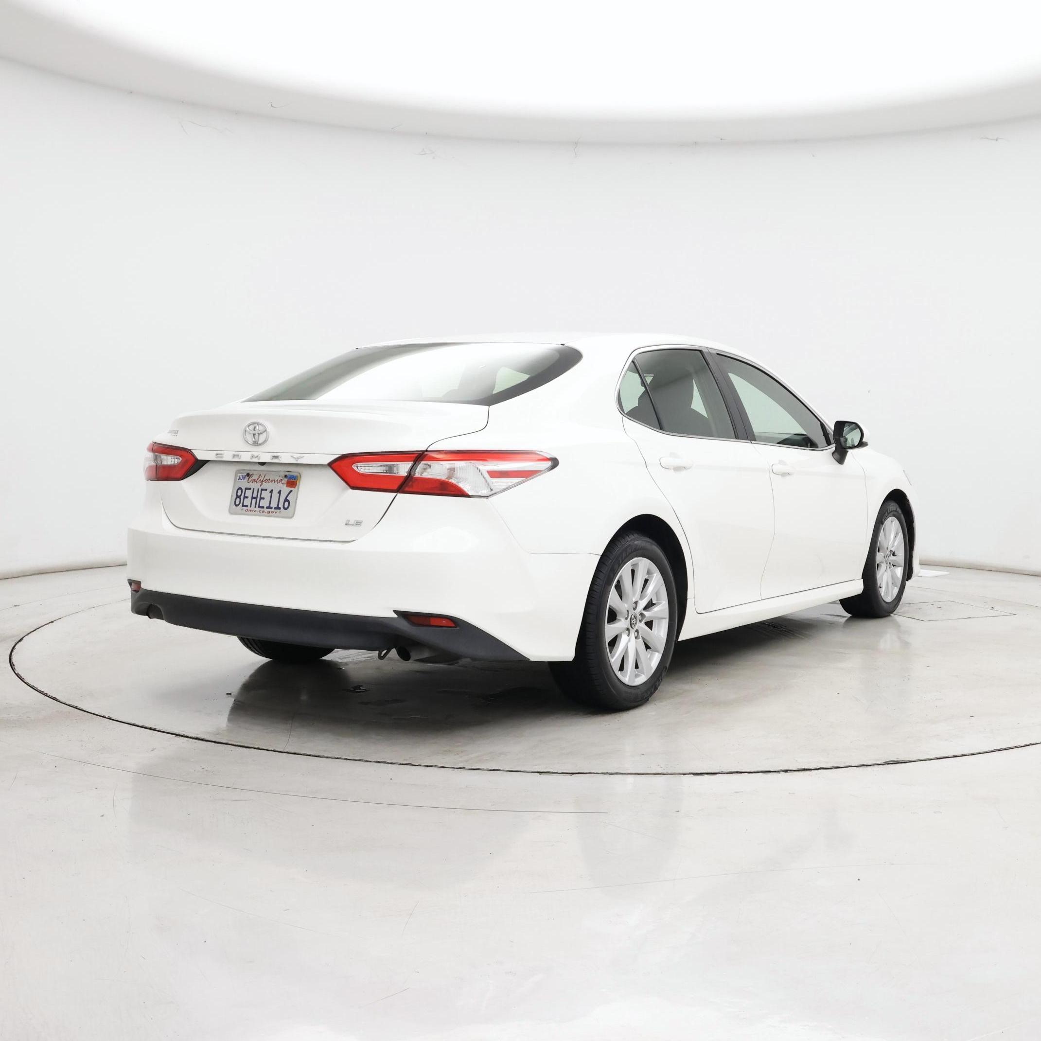 Thumbnail: 2018 Toyota Camry - 8
