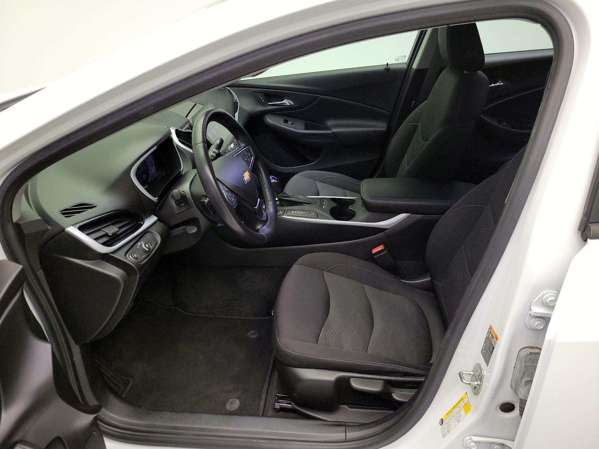 Thumbnail: 2019 Chevrolet Volt - 11