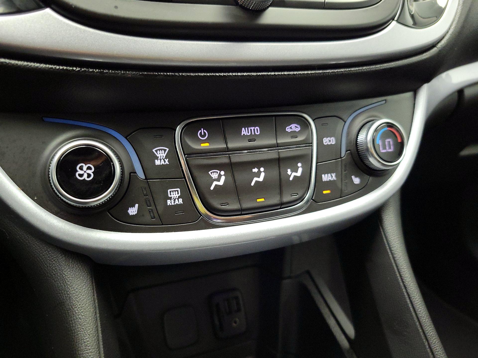 Thumbnail: 2019 Chevrolet Volt - 16