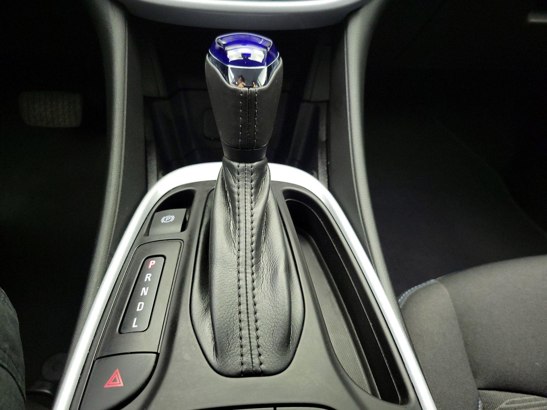 Thumbnail: 2019 Chevrolet Volt - 17
