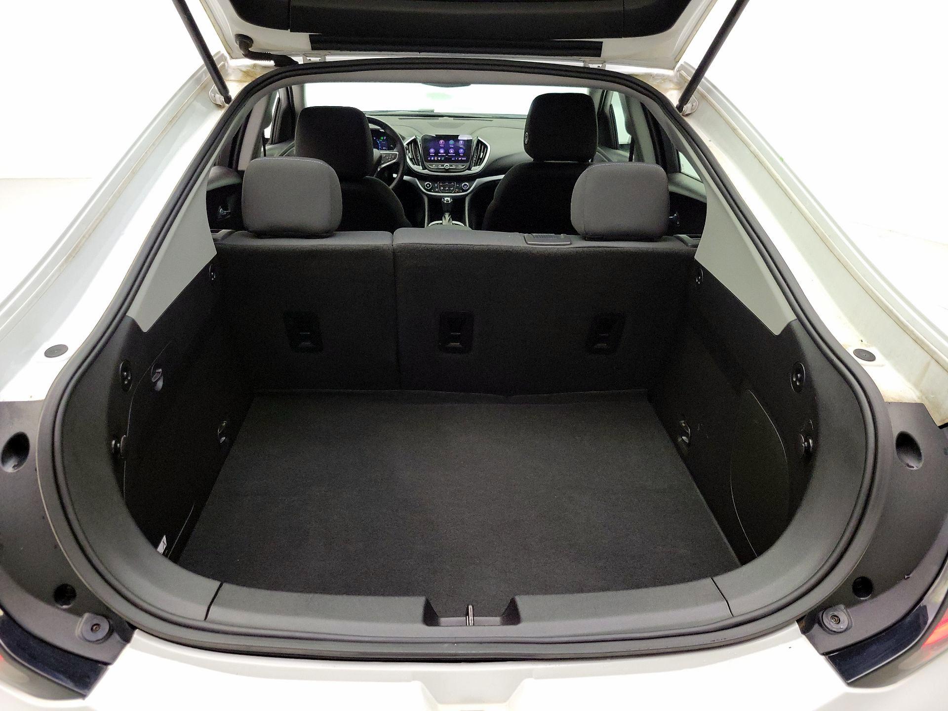 Thumbnail: 2019 Chevrolet Volt - 20