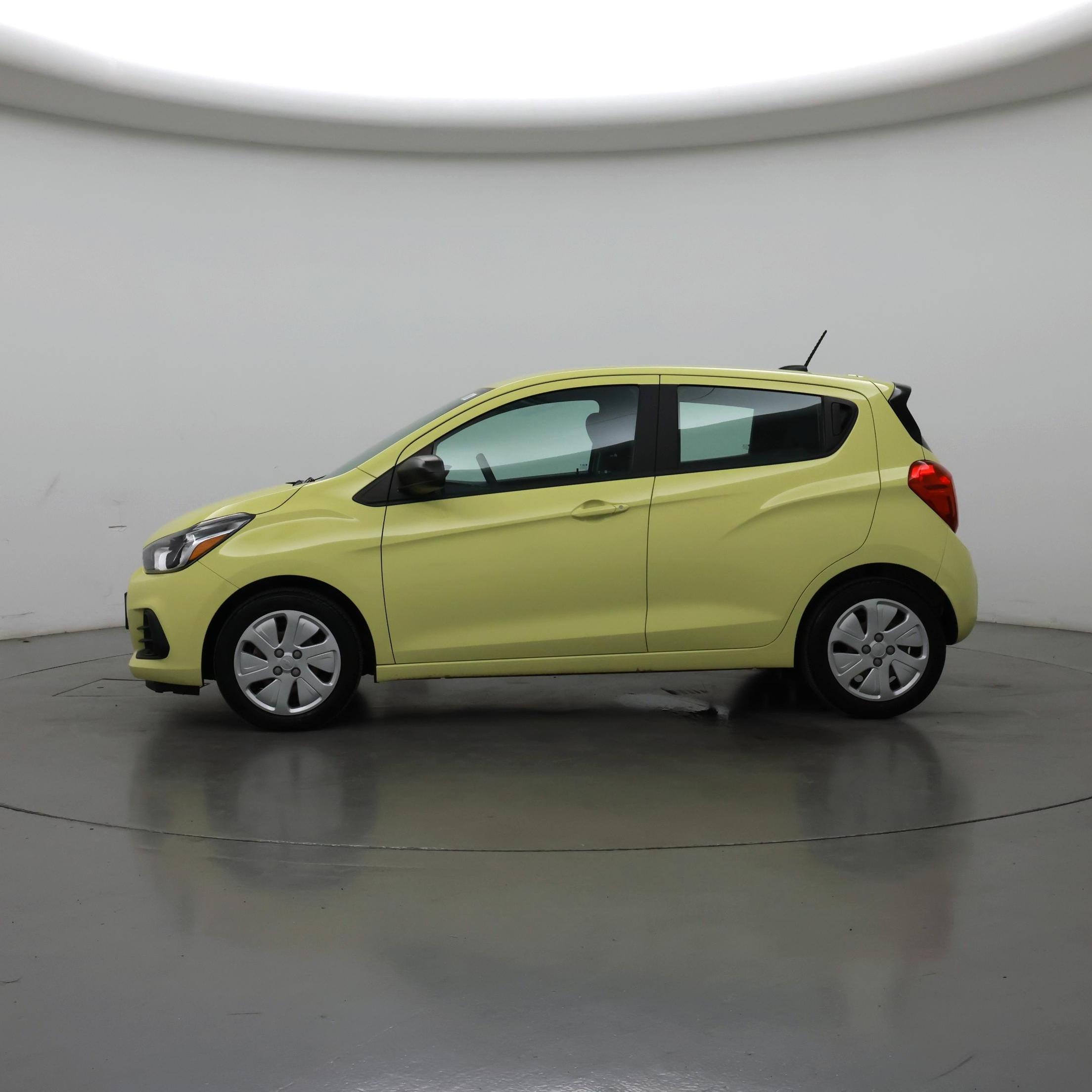 Thumbnail: 2018 Chevrolet Spark - 3