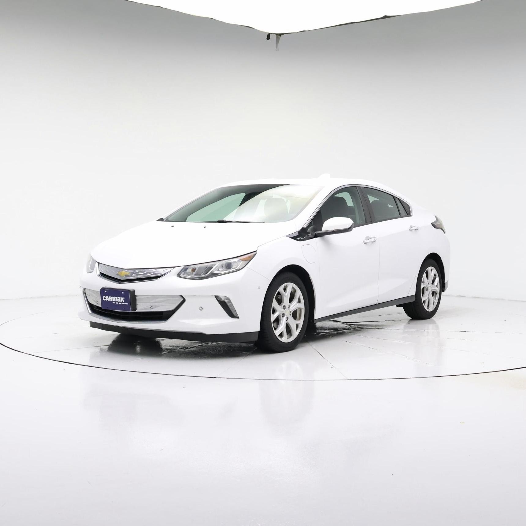 Thumbnail: 2017 Chevrolet Volt - 4