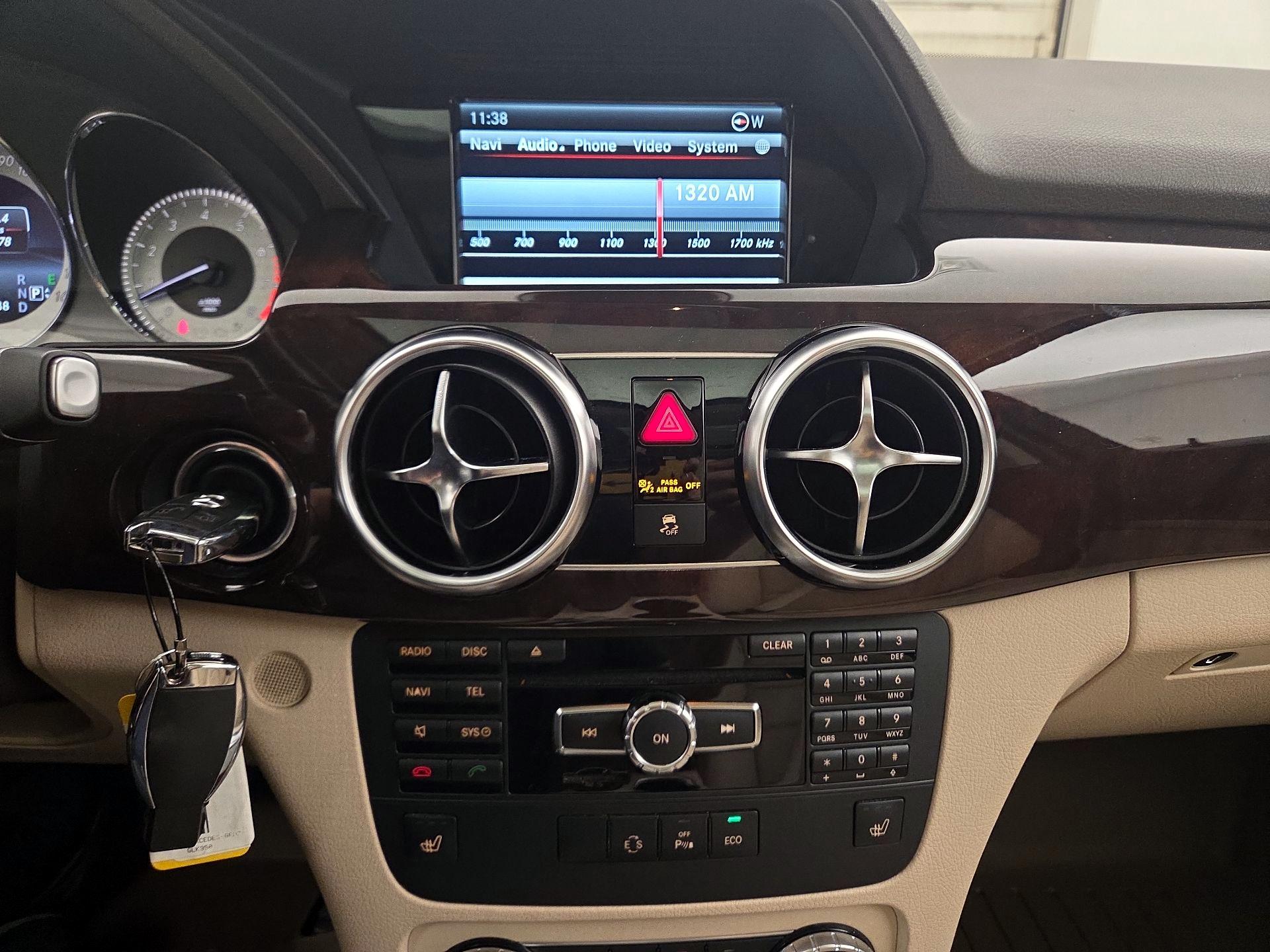Thumbnail: 2015 Mercedes-Benz GLK - 16