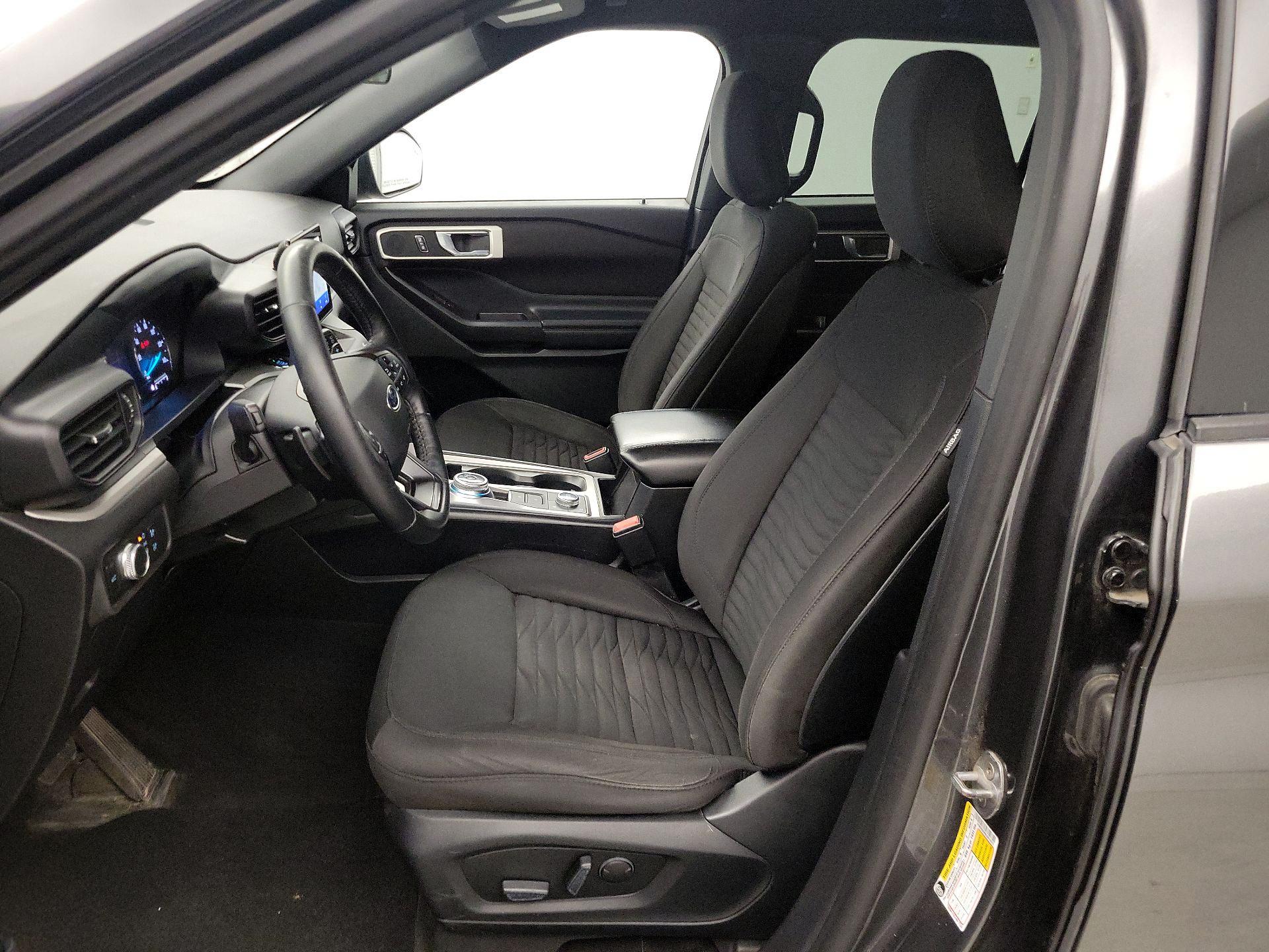 Thumbnail: 2020 Ford Explorer - 11