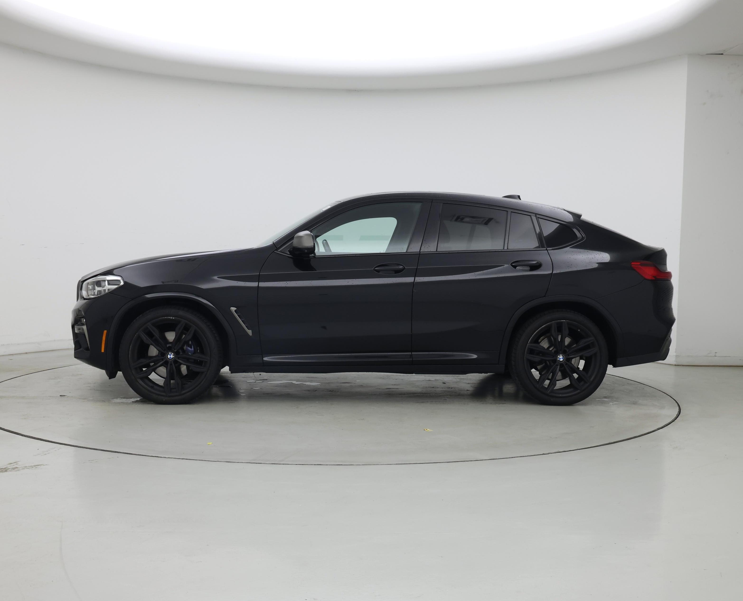 Thumbnail: 2021 BMW X4 - 3